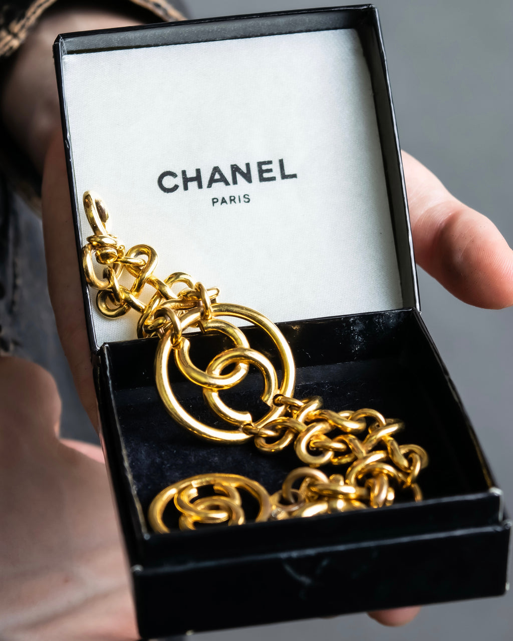 "1993's CHANEL" Coco mark motif gold bracelet