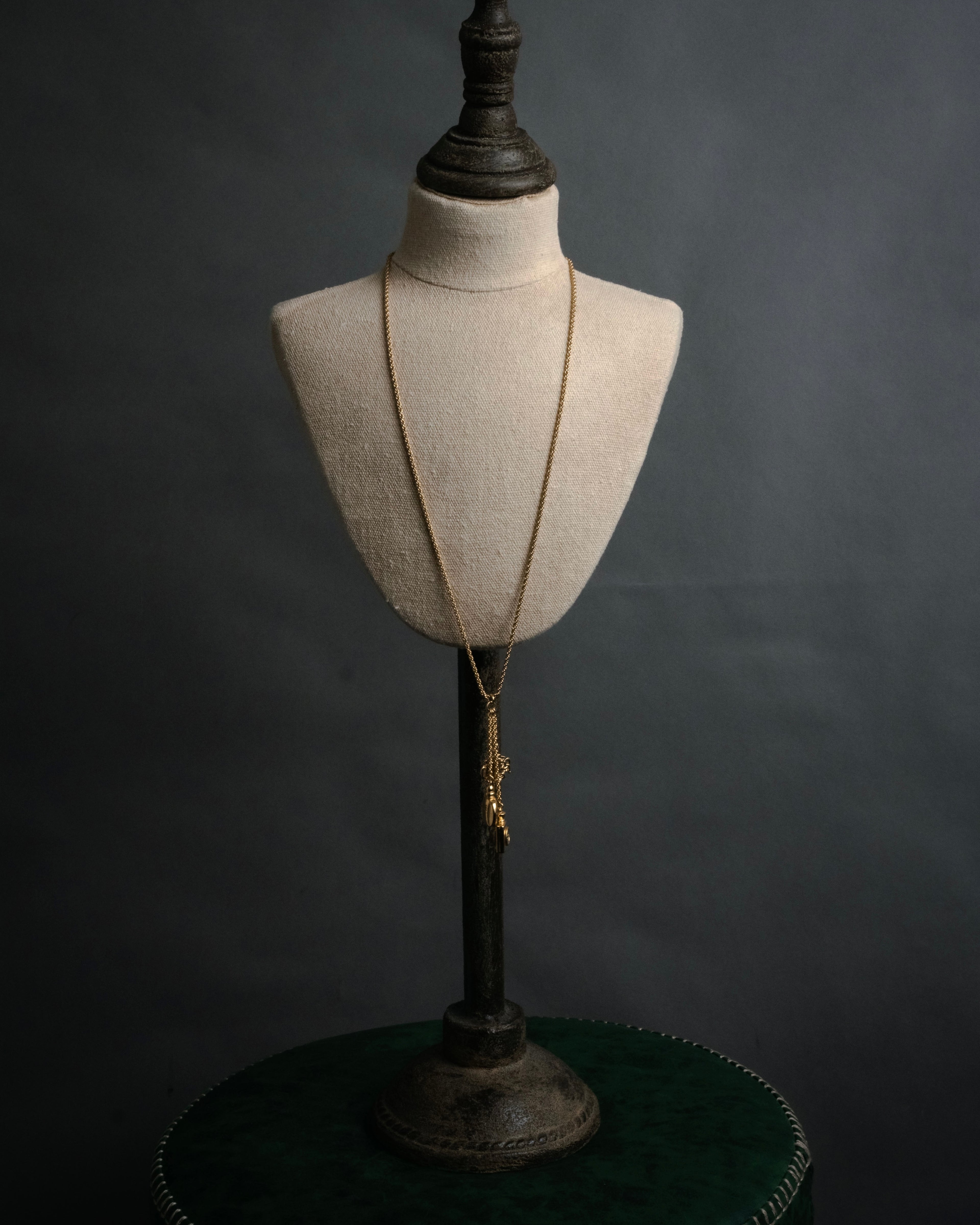 “Christian Dior” 90’s Dune charm long necklace