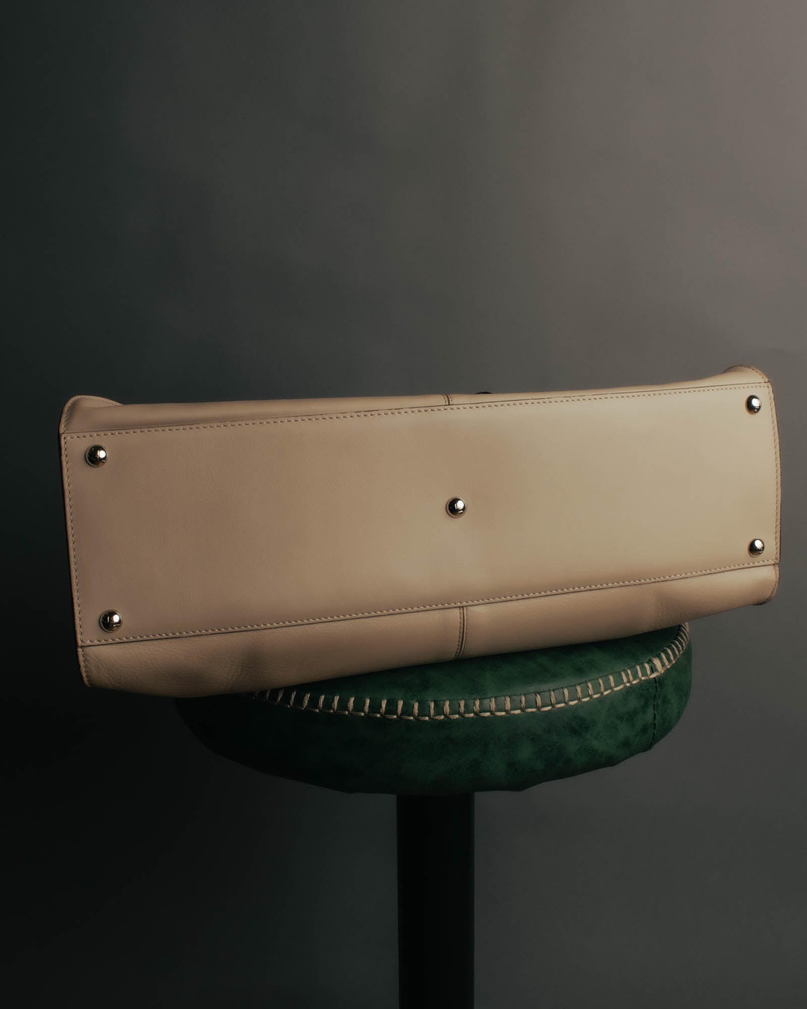 "FENDI" 2010's Soft leather peekaboo x lite handbag