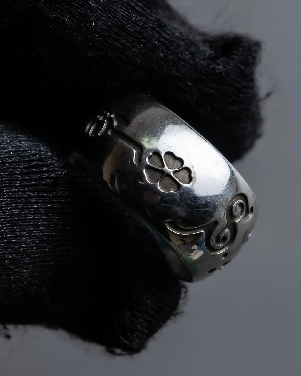 "BVLGARI" Save the Children series logo engraved silver ring