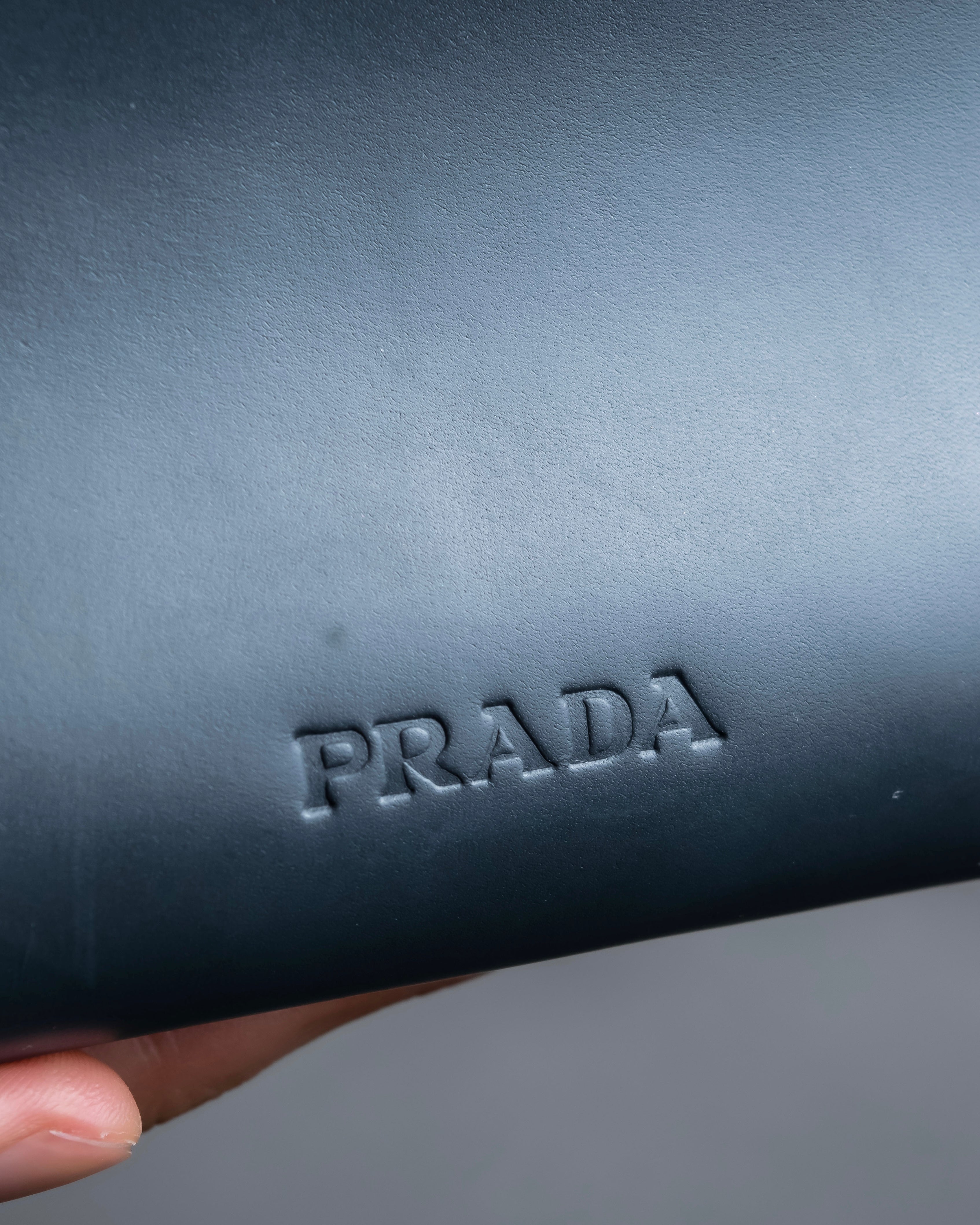 "PRADA" Clasp design grey-blue leather bag