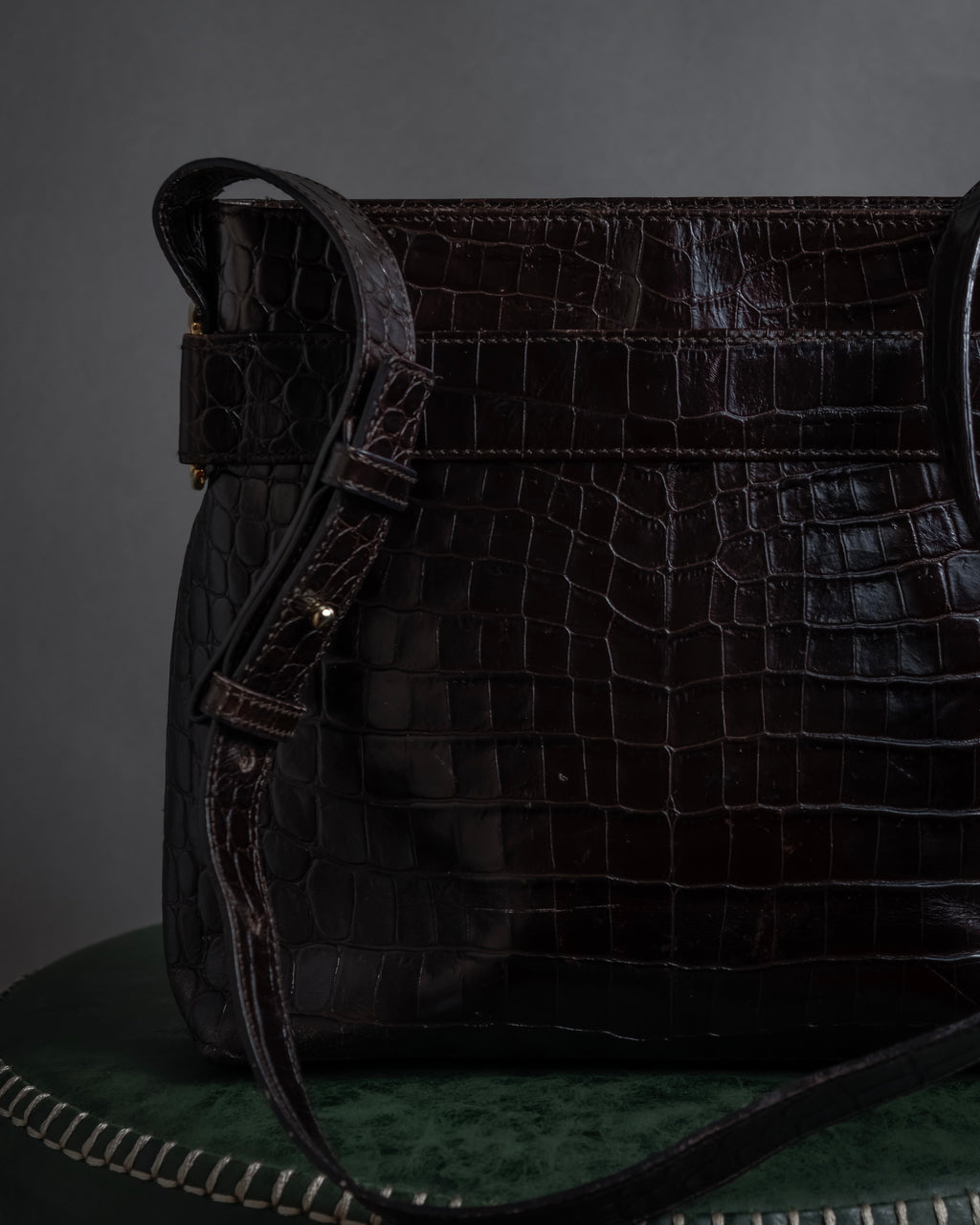 "Salvatore Ferragamo" 90’s crocodile embossed vara shoulder bag