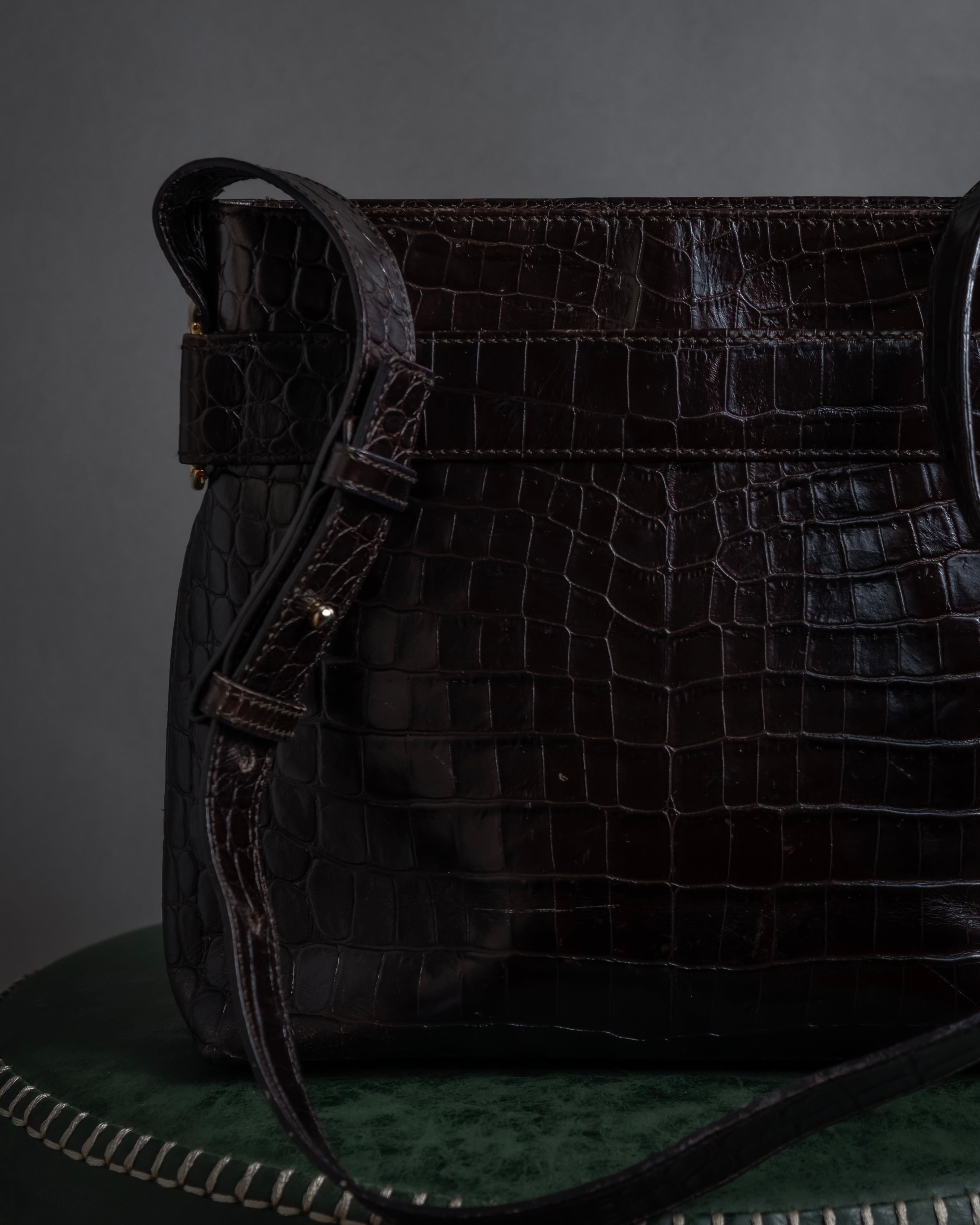 "Salvatore Ferragamo" 90’s crocodile embossed vara shoulder bag