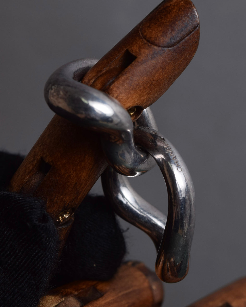 "CHANEL" 90's Organic twist design double ring