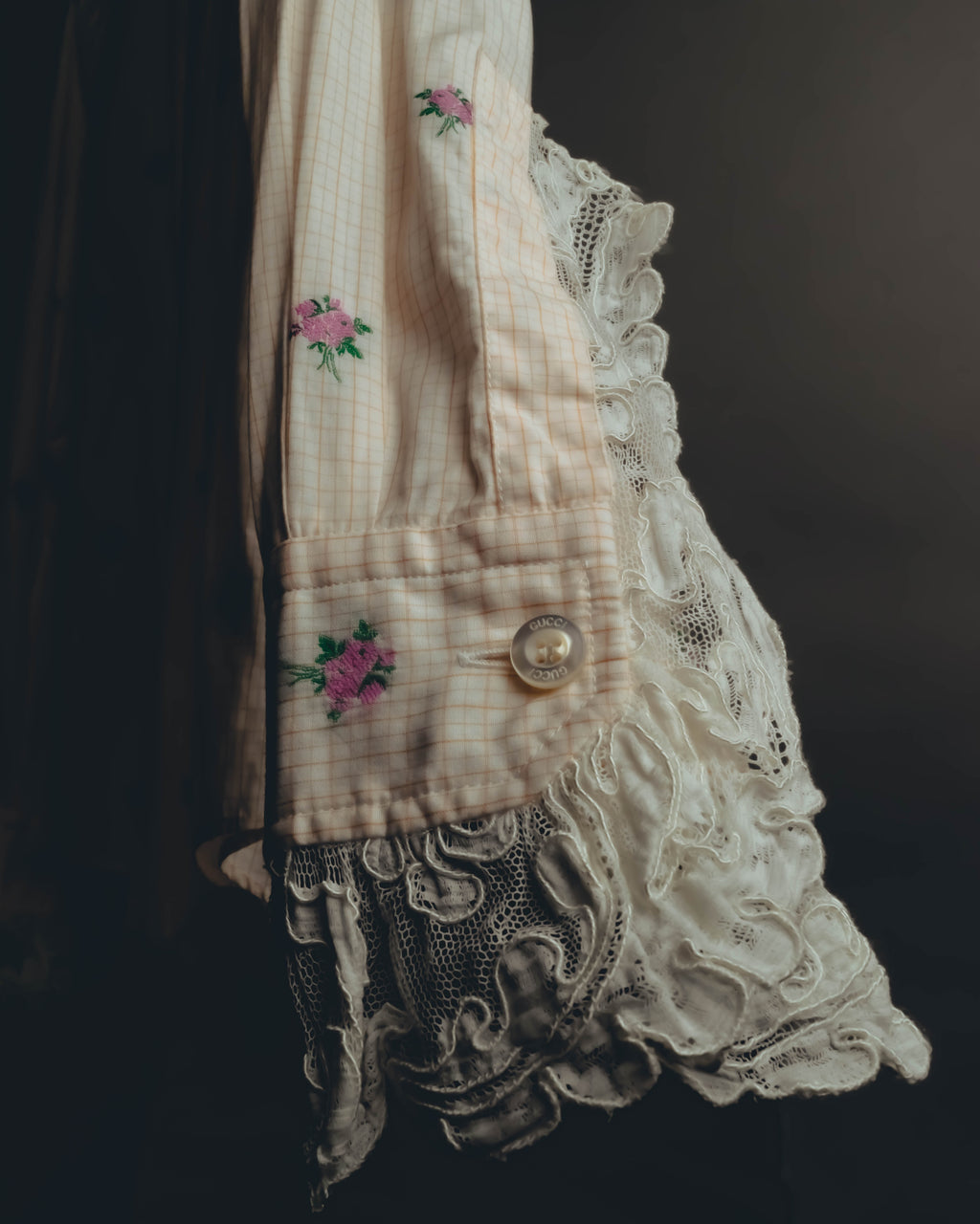 "GUCCI" 2010's-20's Romantic embroidered lace blouse