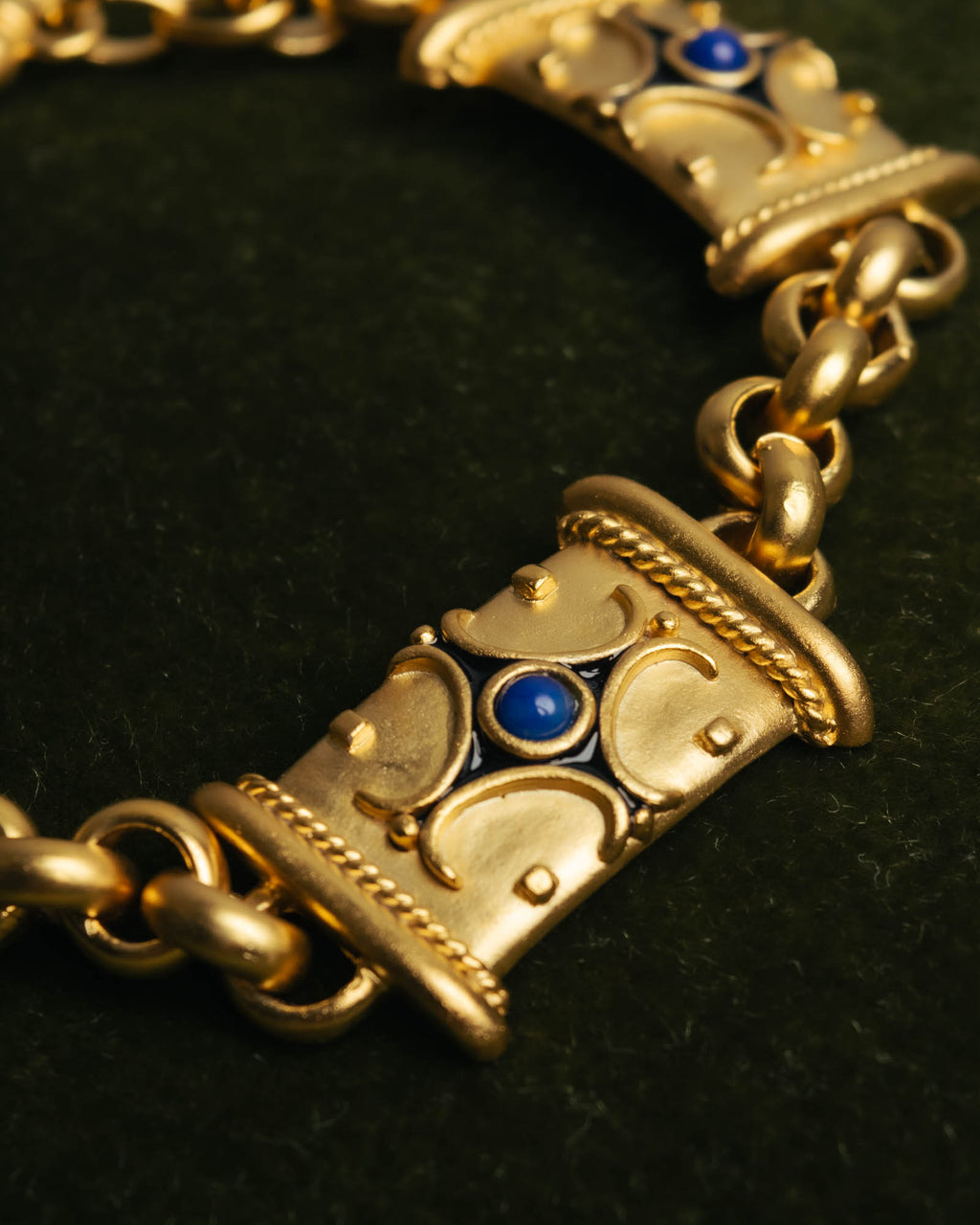 “Vintage“ 80's-90's Cabochon ornament bracelet