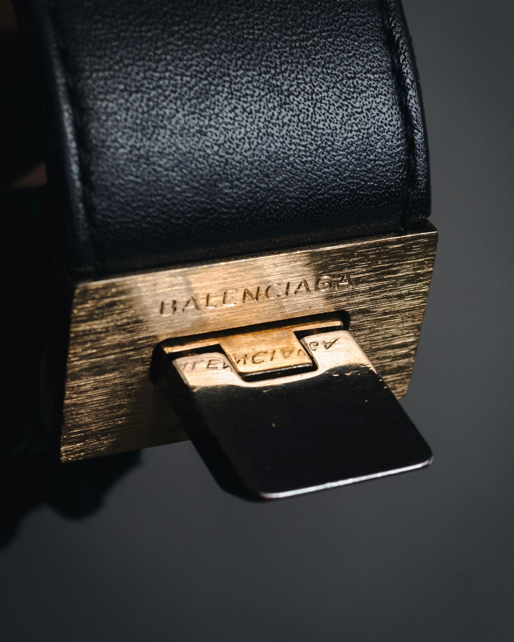"BALENCIAGA" 2014-2016 Turn-lock leather bracelet