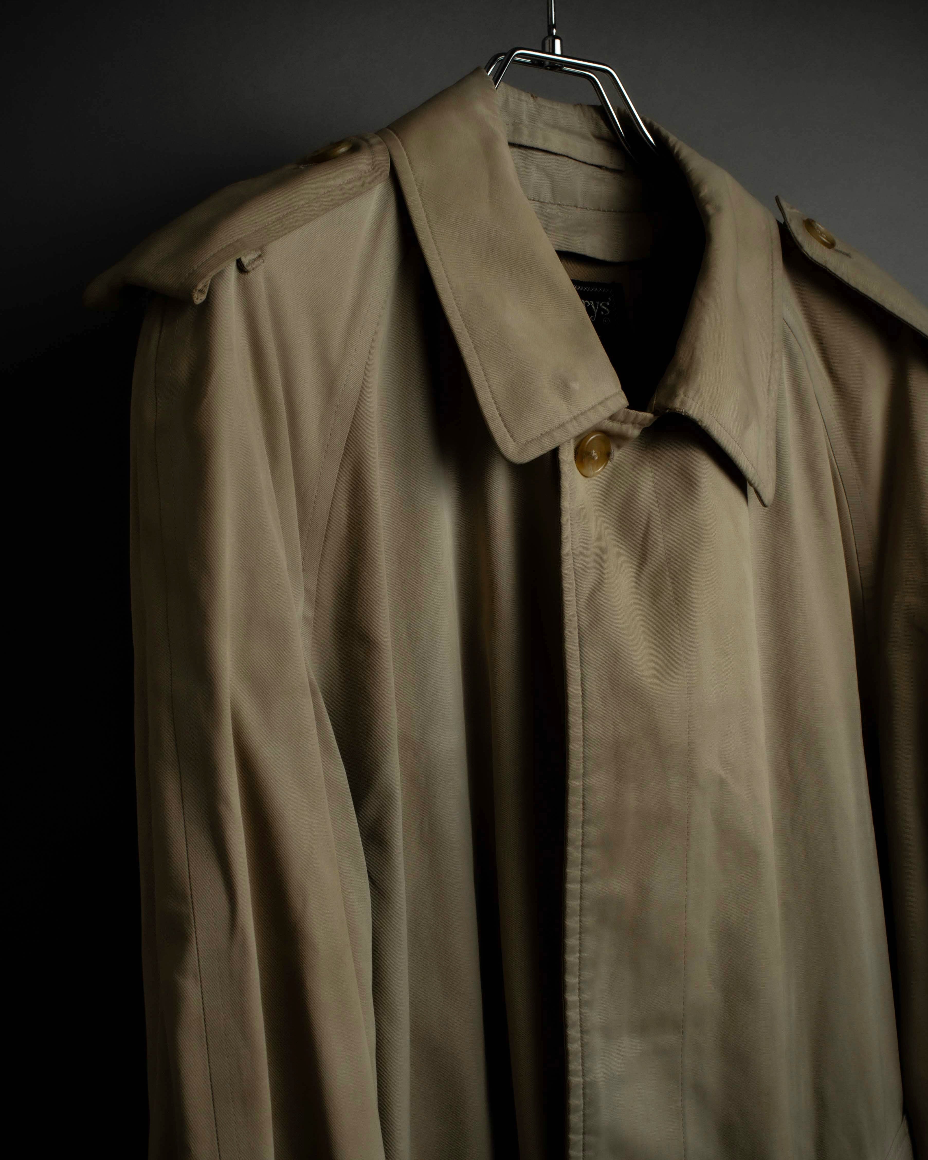 "BURBERRYS" Military detail single front stand collar coat