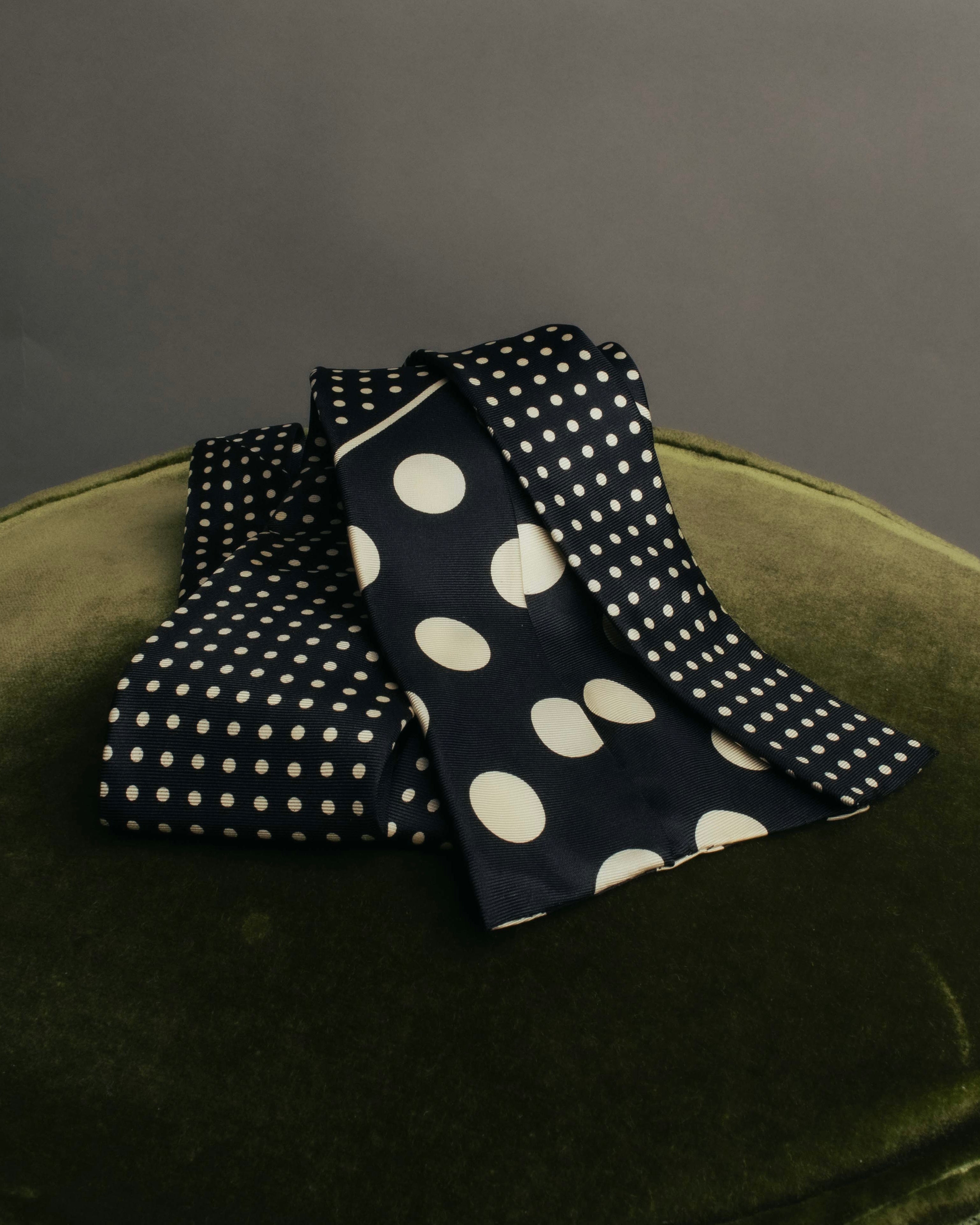 "Jean Paul Gaultier Paris" 90's-00's Graphic dotted silk neck scarf