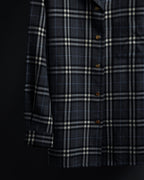 "BURBERRYS" Gold metal button design check pattern wool shirt