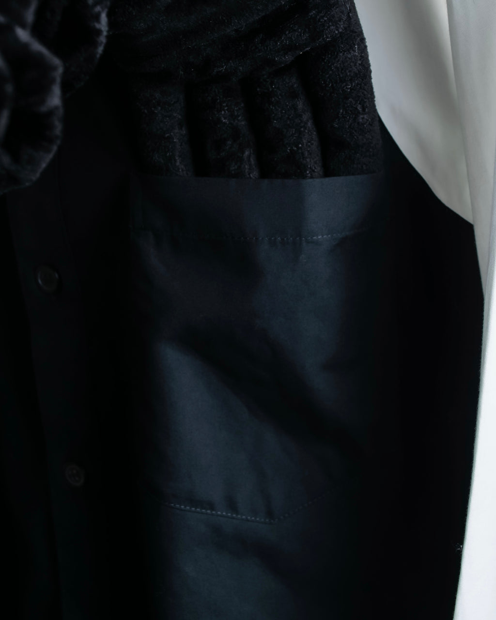 "Yohji Yamamoto POUR HOMME"
13AW Tuxedo vest fake layered design shirt