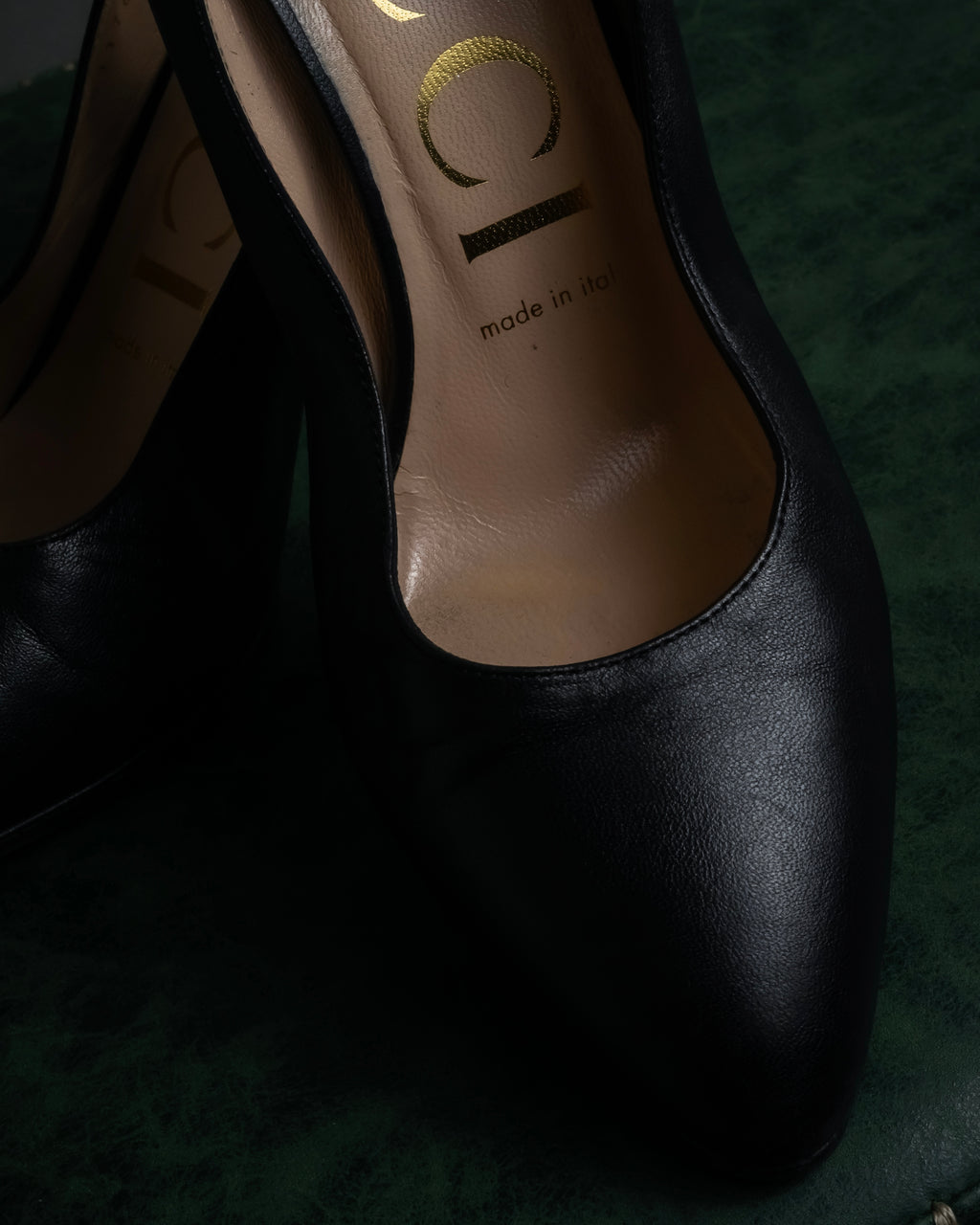 "GUCCI" Michele design ribbon crystal buckle pumps