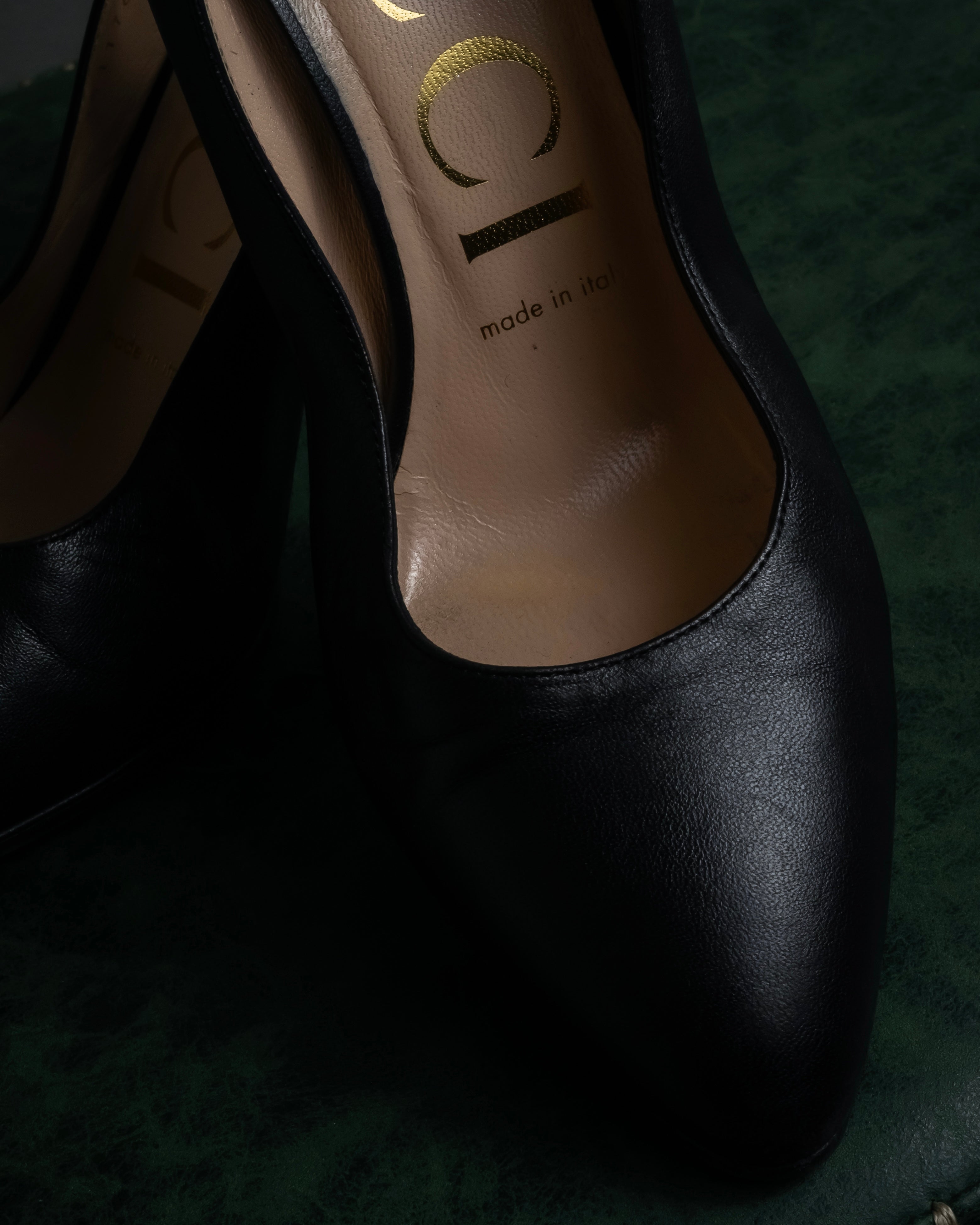 "GUCCI" Michele design ribbon crystal buckle pumps