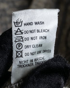 "Vintage geometric pattern V-neck knit"