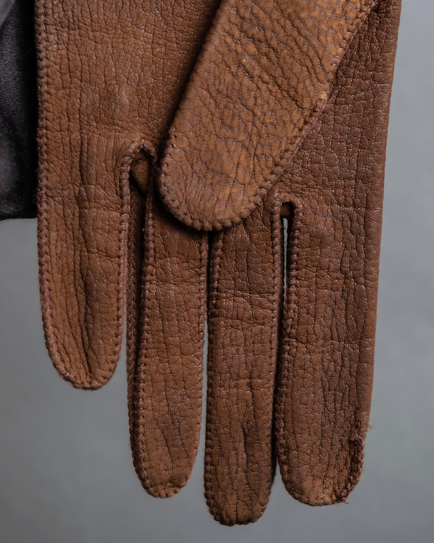 Vintage genuine leather camel brown gloves