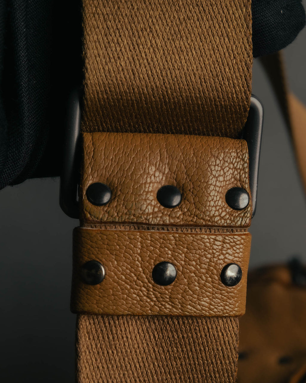 "BOTTEGA VENETA" 00's-10's Grained leather messenger bag