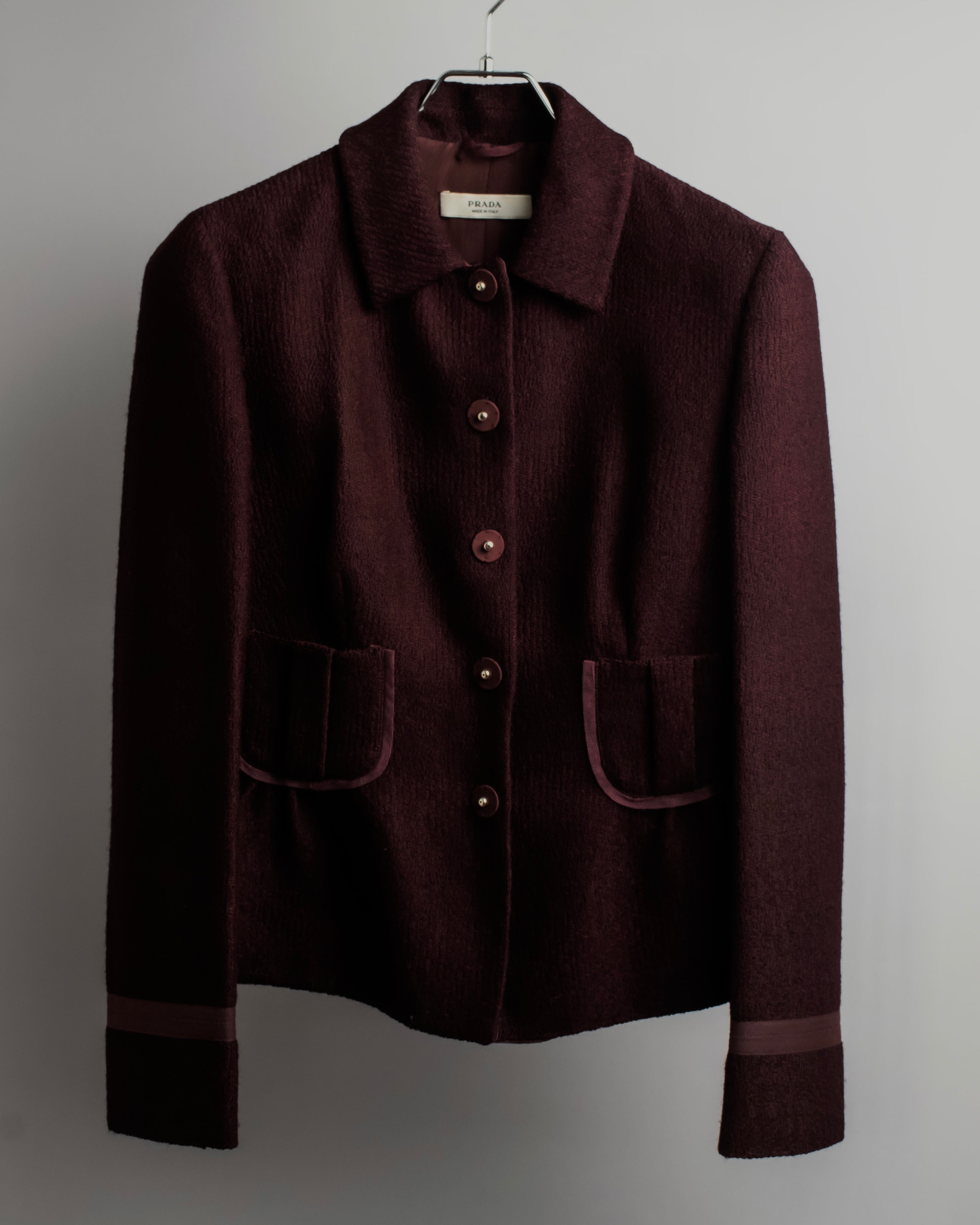 "PRADA" Piping design brushed skirt type set up