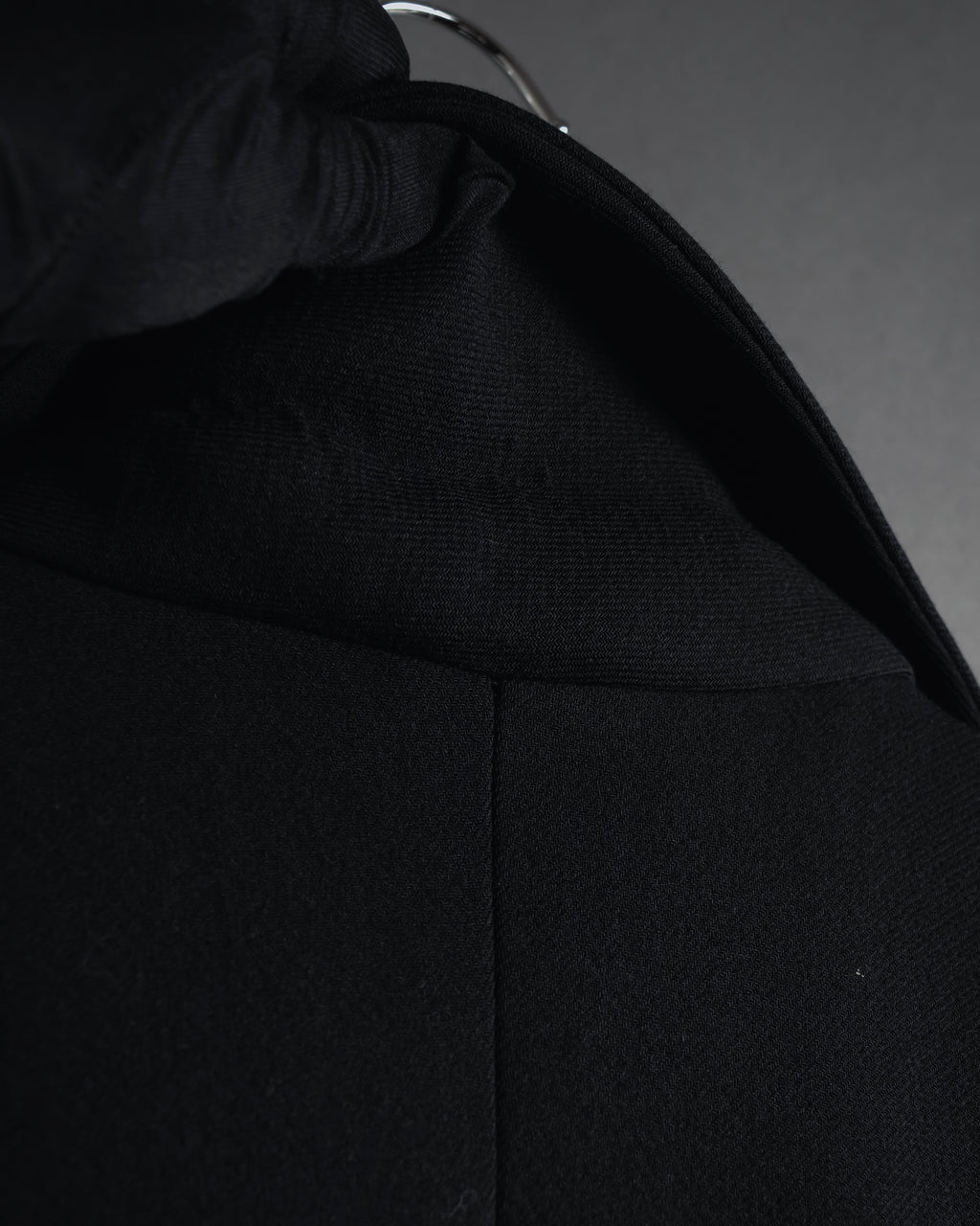 Abrigo de lana de sastrería minimalista de los años 90-00 de Dolce & Gabbana