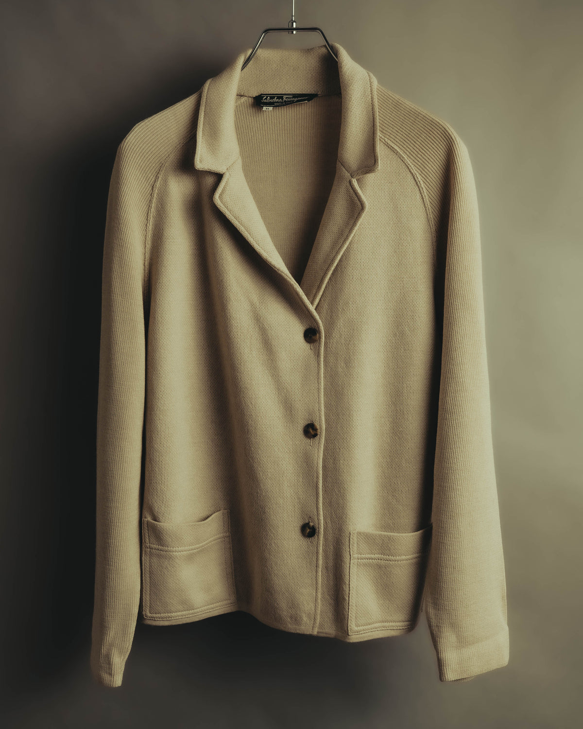 “Salvatore Ferragamo” 90’s-00’s Virgin wool raglan-sleeve cardigan jacket