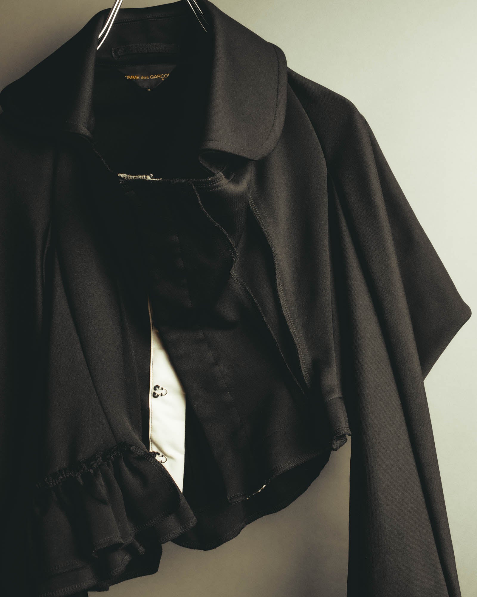 "COMME des GARÇONS" 00's Deconstructed nylon jacket