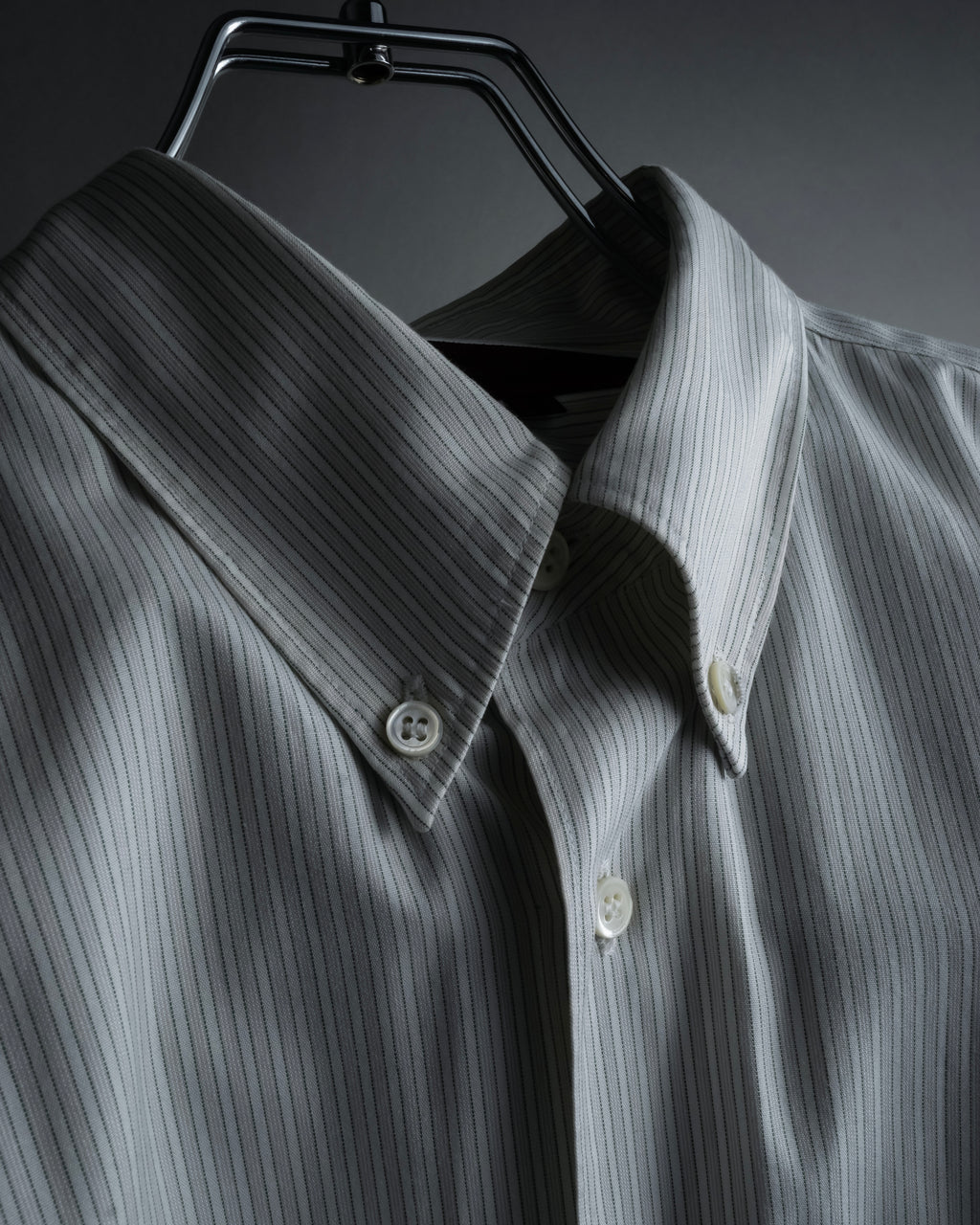 "COMME des GARCONS HOMME" Beautiful pinstripe button-down shirt