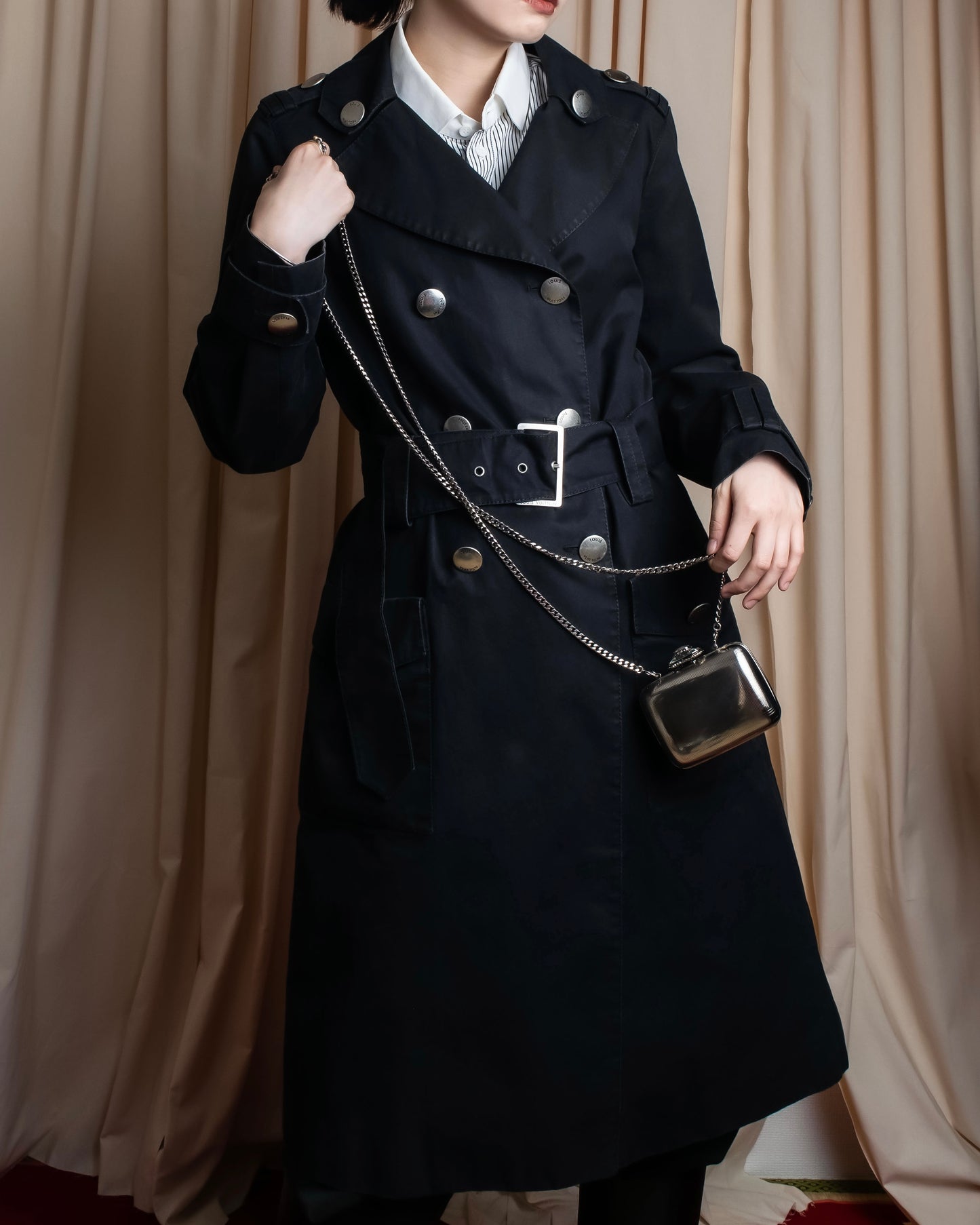 "LOUIS VUITTON" Metal button detailing belted trench coat