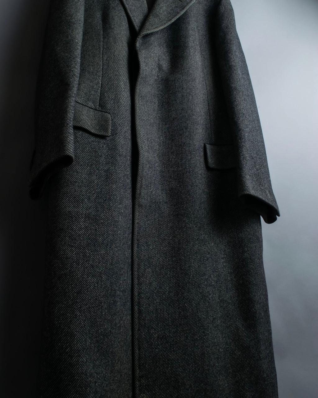 "Burberrys" diagonal striped pure new wool long coat