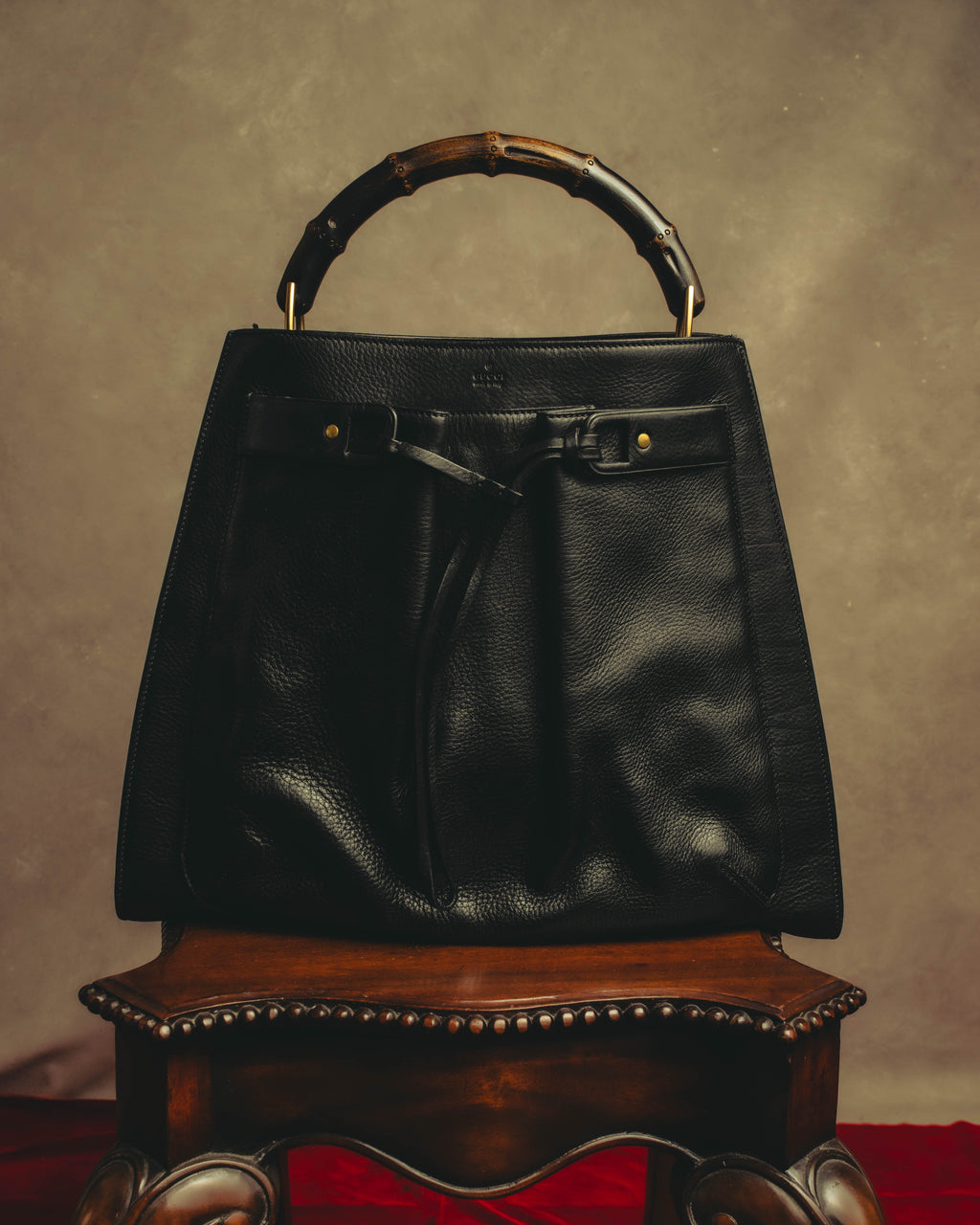 –SPECIAL– “GUCCI” 90’s-00’s Bamboo handle drawstring leather tote bag
