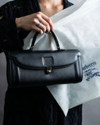 "BURBERRYS" Cylinder shaped leather one handle bag