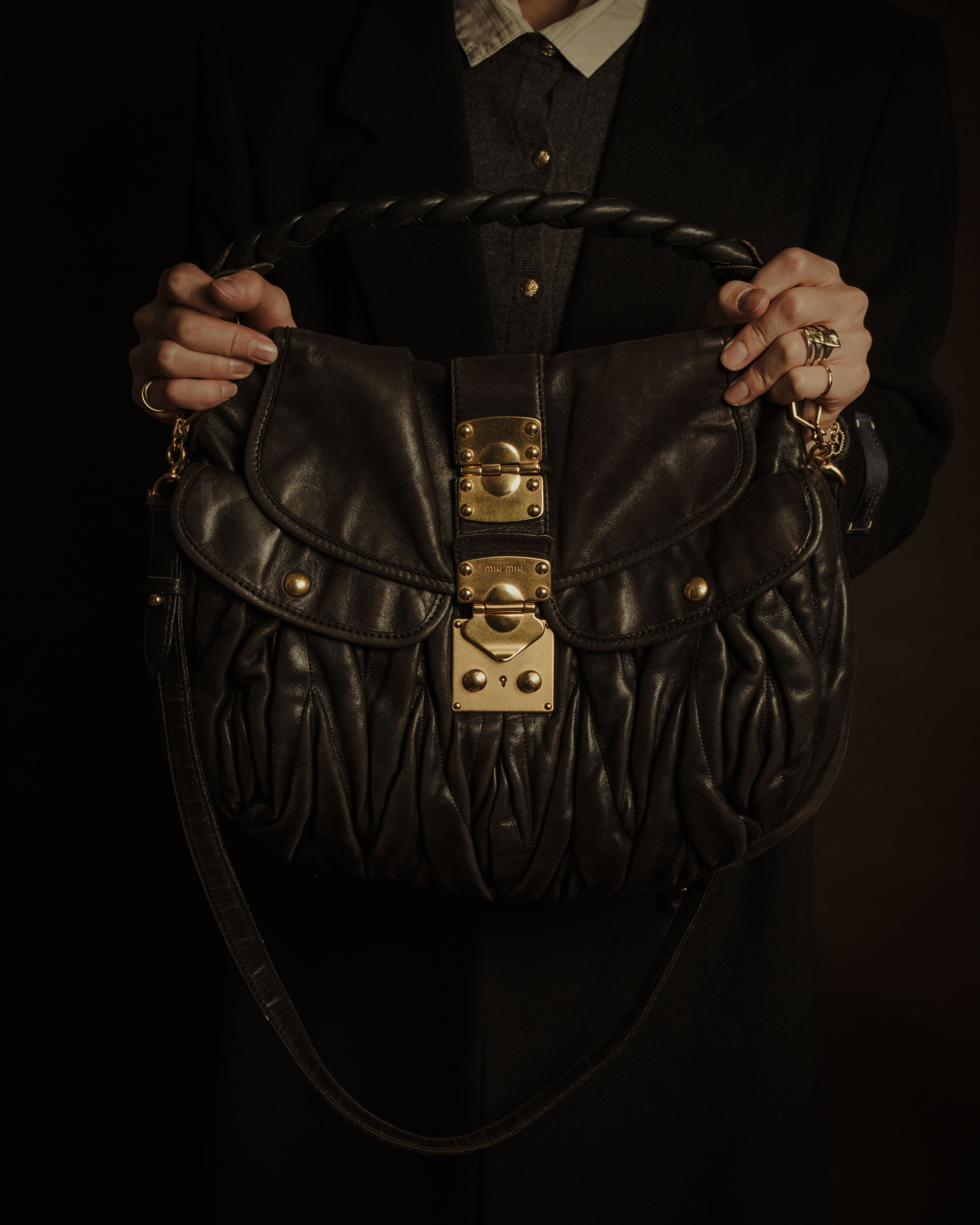 –SPECIAL– "miu miu" 00’s archival matelassé coffer bag