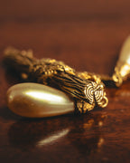 "CHANEL" 70's Sculptural faux pearl brooch