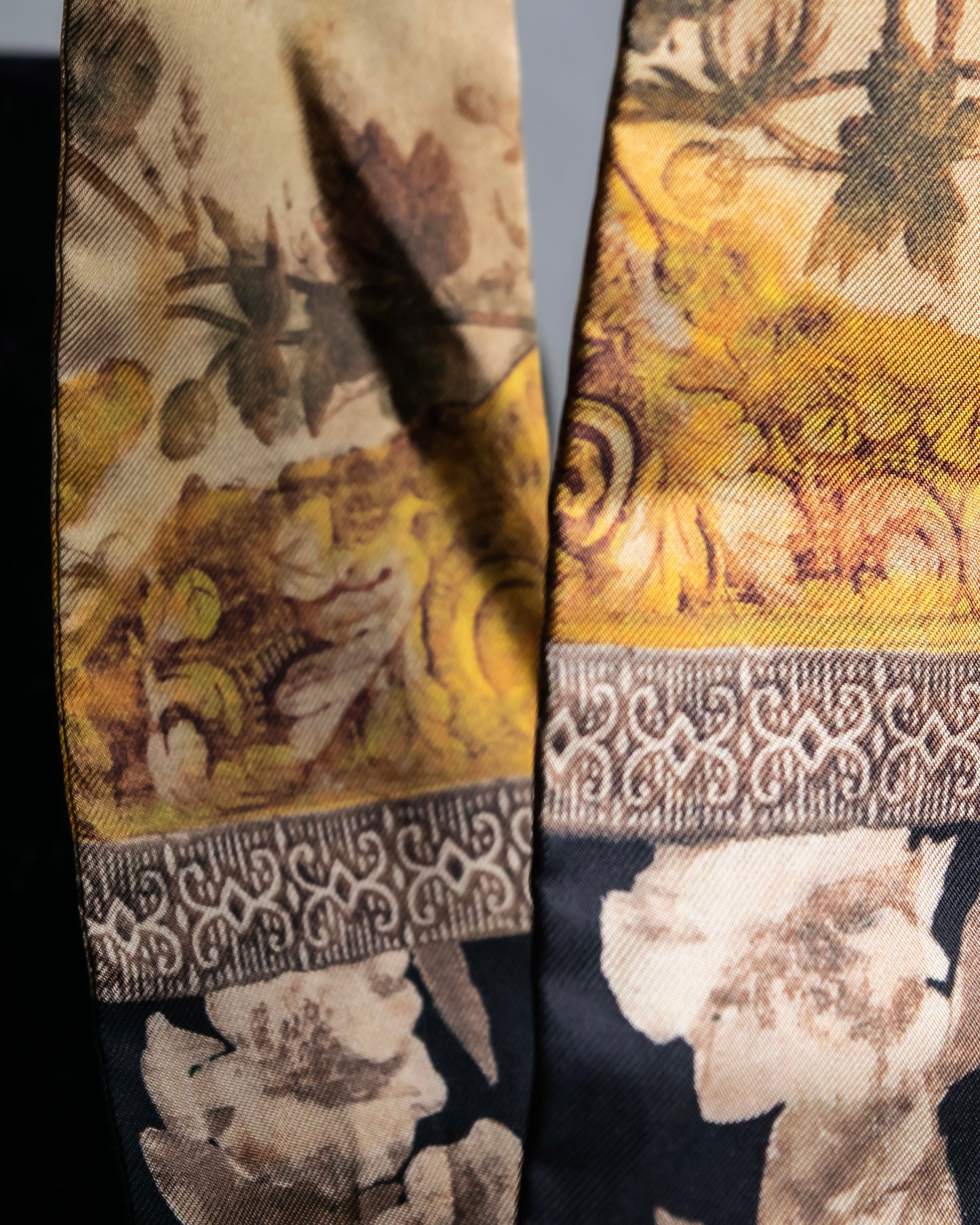 "Christian Dior" Baroque floral pattern silk twill scarf