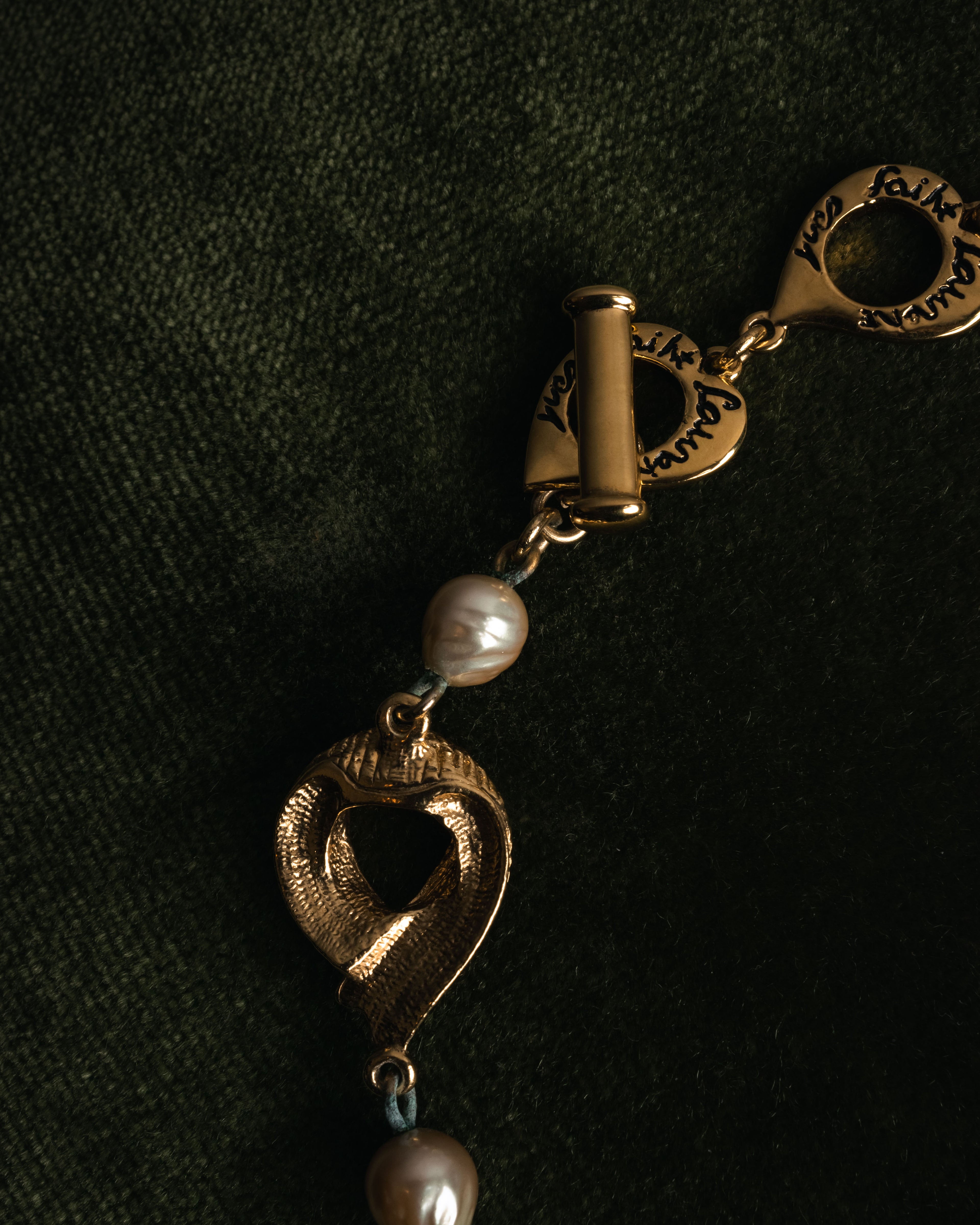“Yves Saint Laurent” 80’s-90’s Baroque pearl heart motif necklace