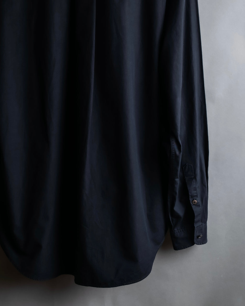 "Yohji Yamamoto COSTUME d’HOMME" Minimal detail cotton poplin black shirt