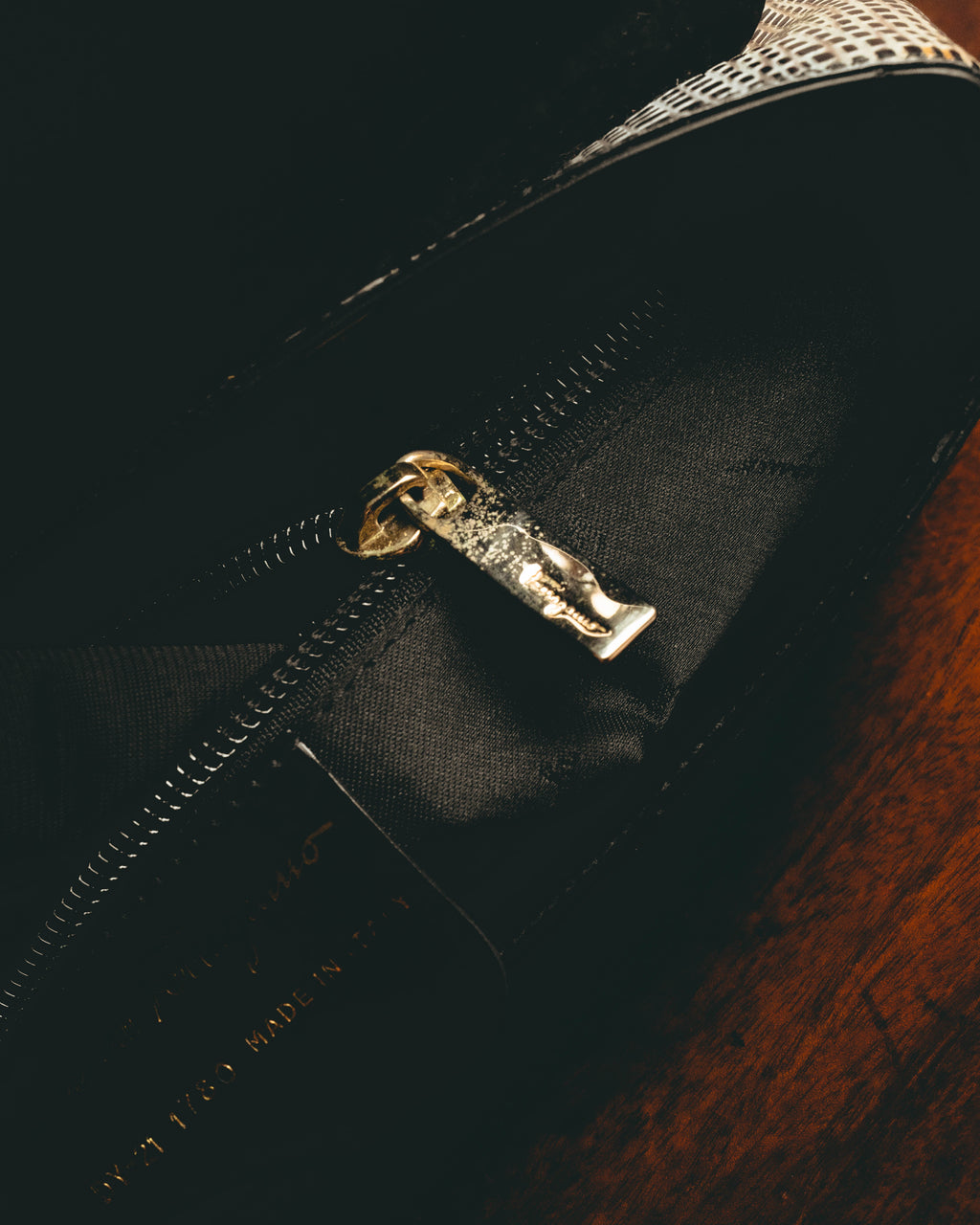 "Salvatore Ferragamo" Crocodile embossed Gancini shoulder bag