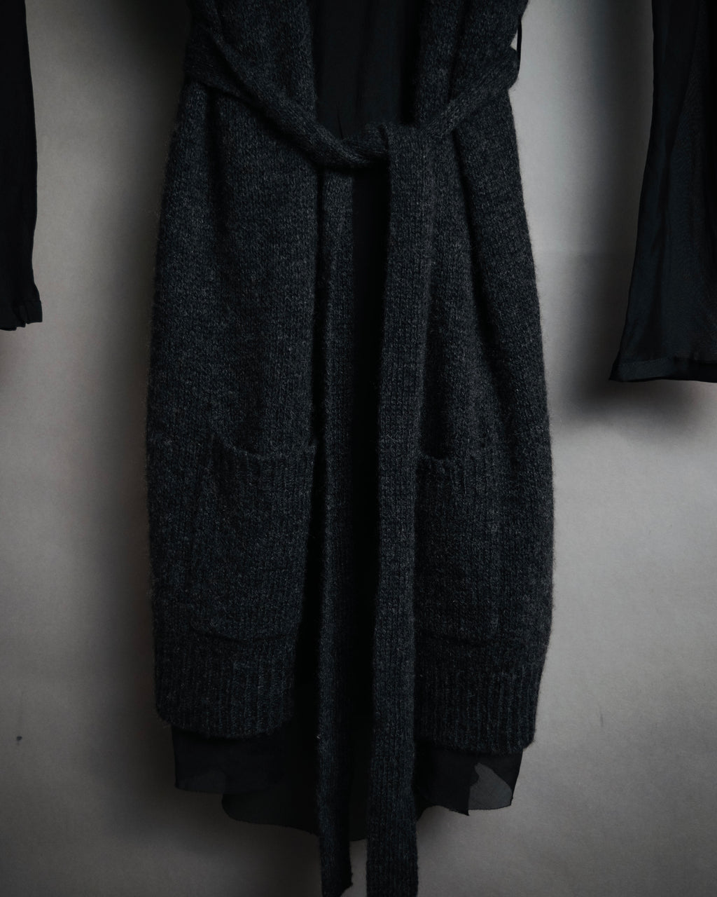 “DRIES VAN NOTEN” 90’s–Early 00’s Cashmere and silk layered belted cardigan