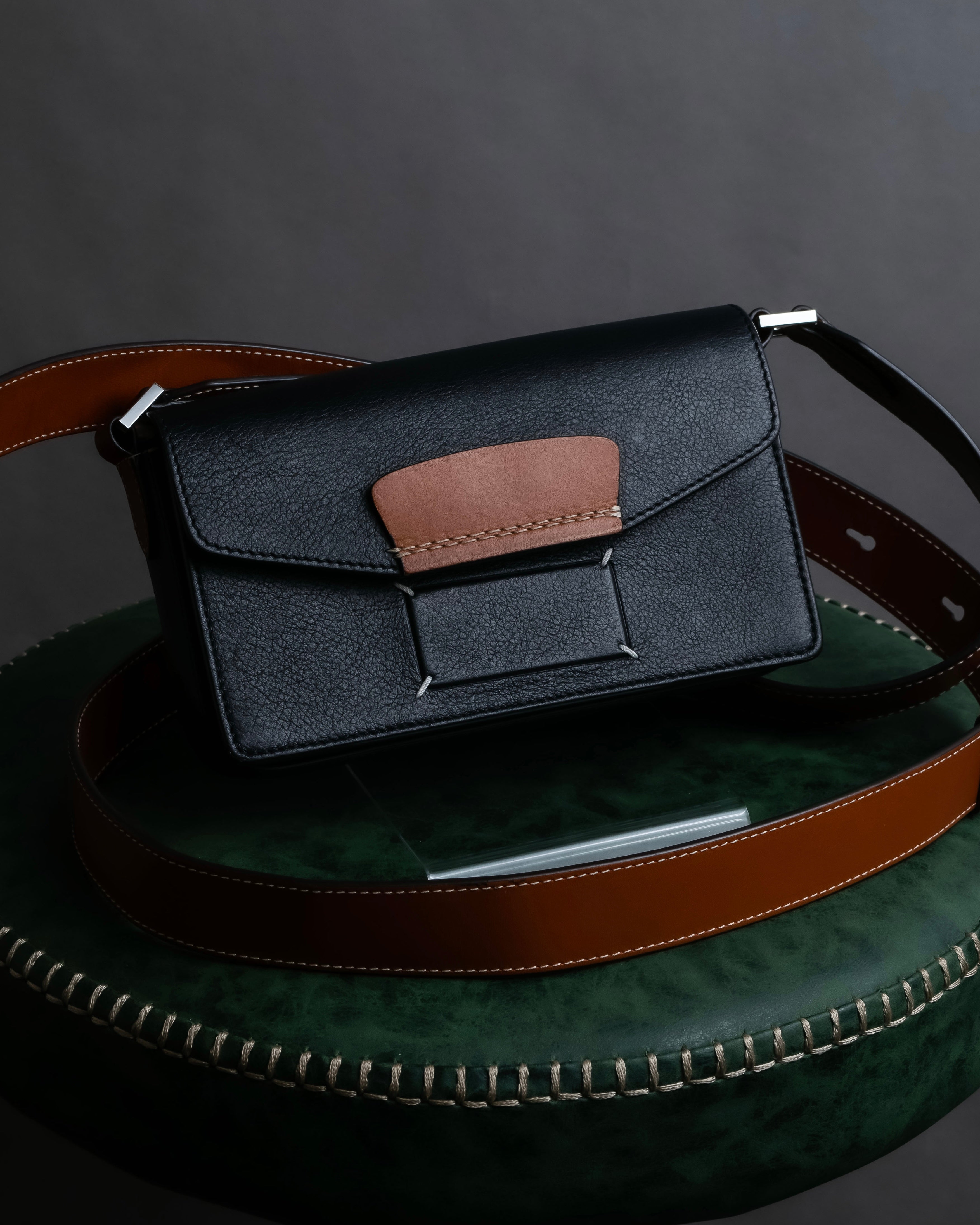 "MAISON MARGIELA" 24SS Memories of camera bag