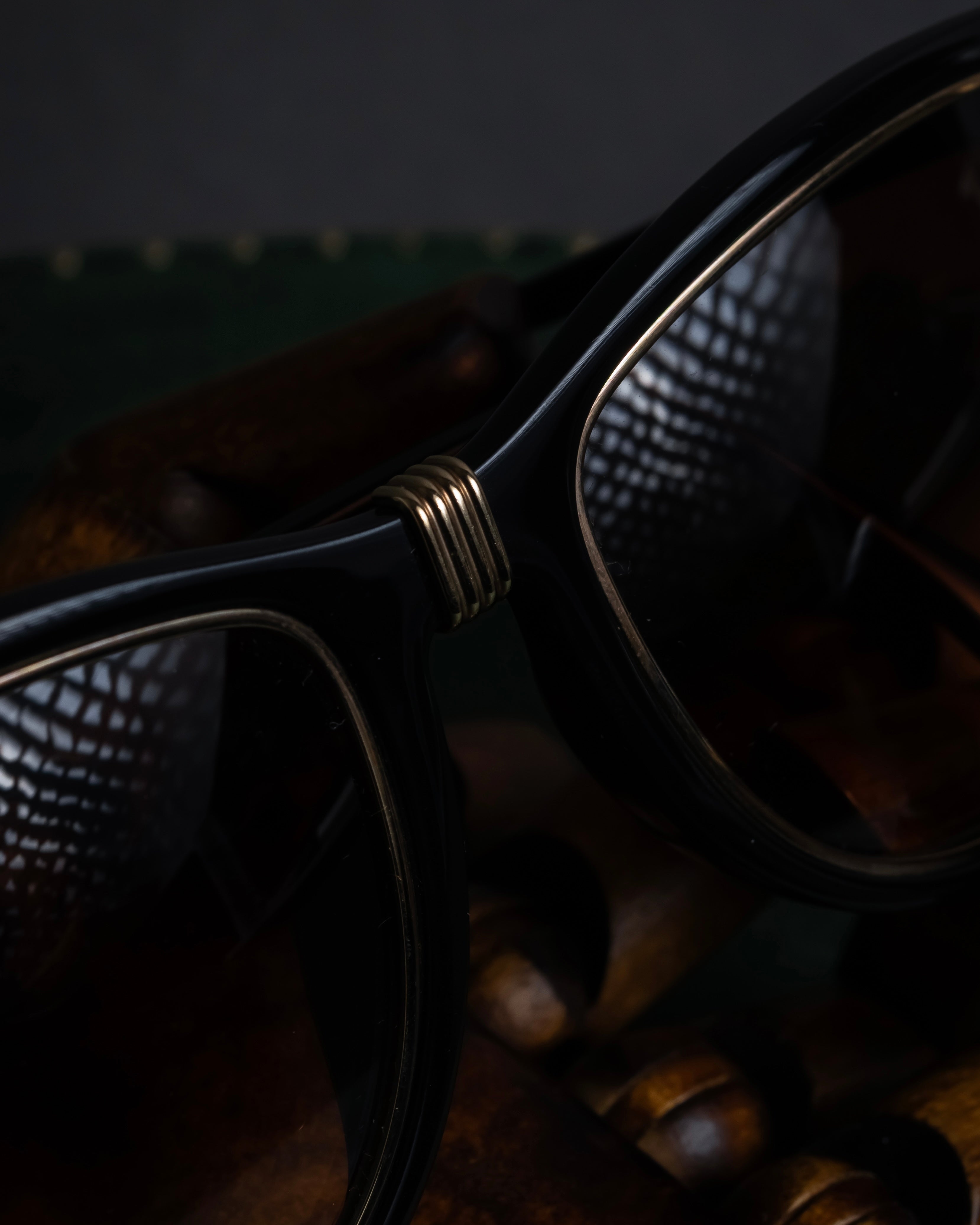 “Christian Dior” Oversized cat-eye sunglasses