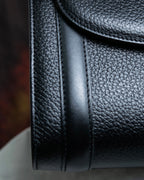 "BURBERRYS" Cylinder shaped leather one handle bag