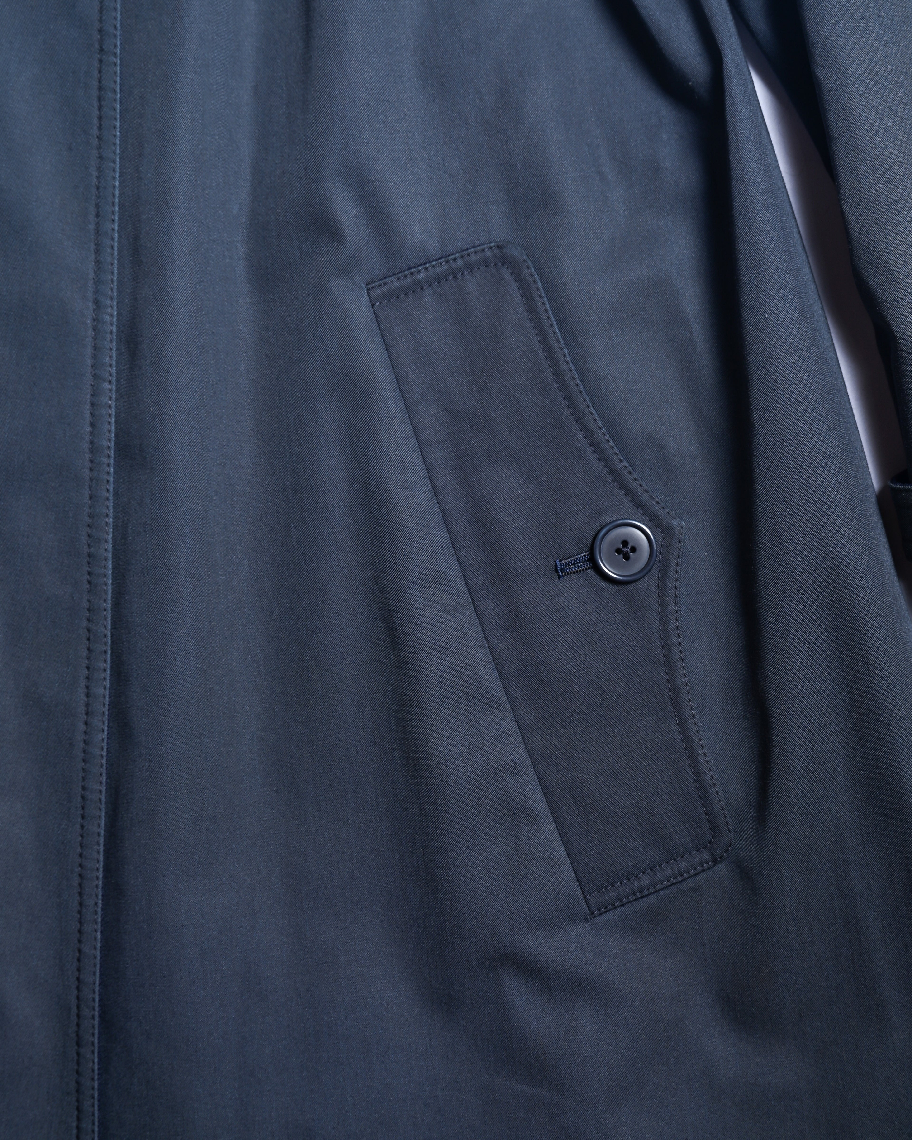Chloe/ Beautiful A-Line Silhouette Trench Coat Navy