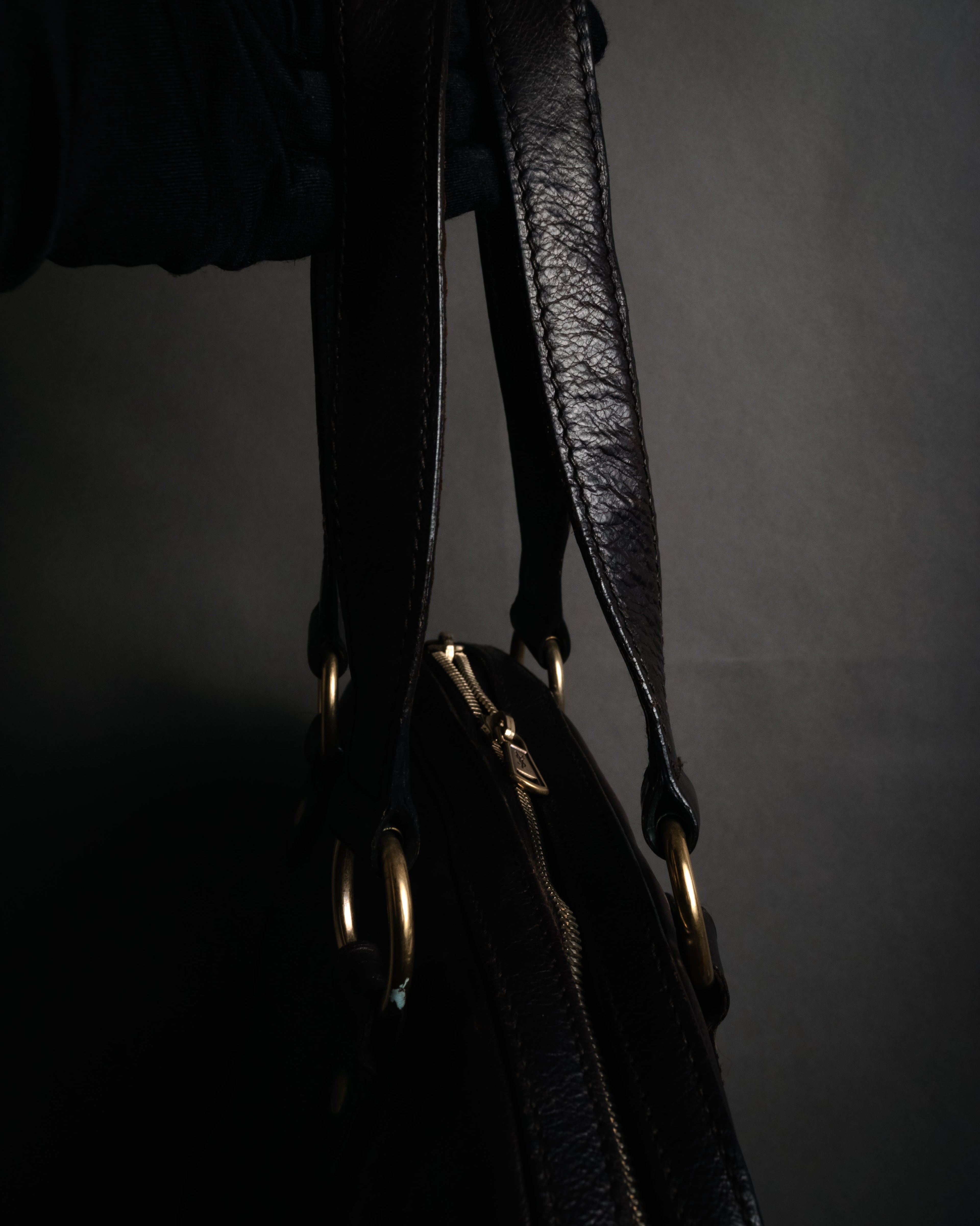 “Yves Saint Laurent rive gauche”
00’s Muse grained leather boston bag