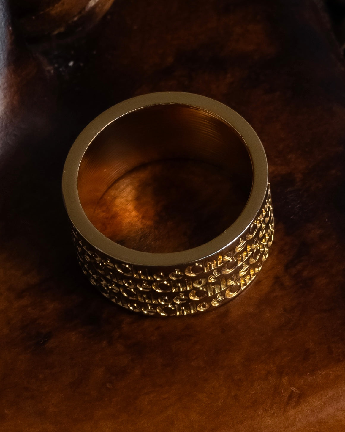 "Chloe" Logo engraved design gold tone ring