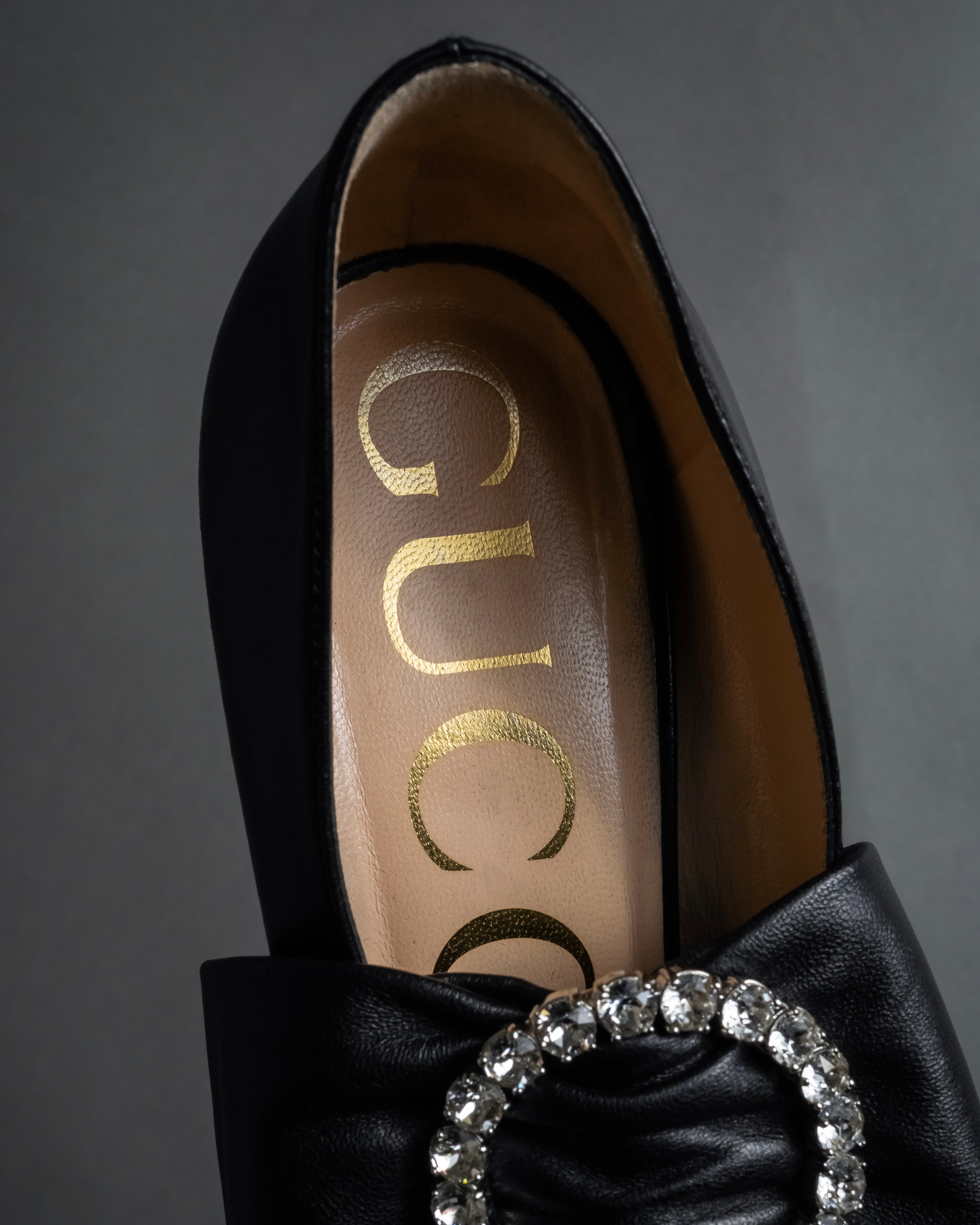 "GUCCI" Michele design ribbon crystal buckle pumps