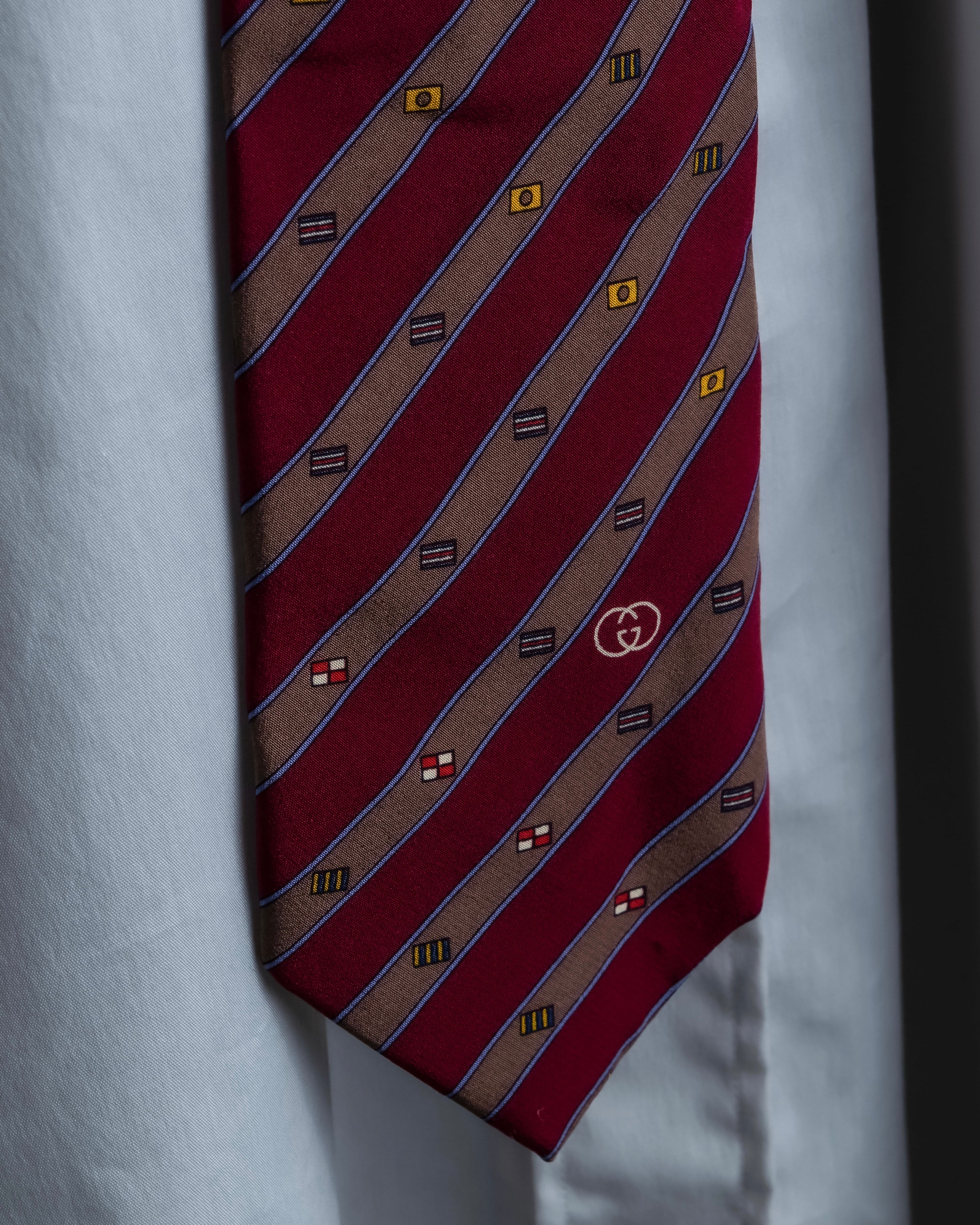"GUCCI" Burgundy color diagonal stripe silk neck tie