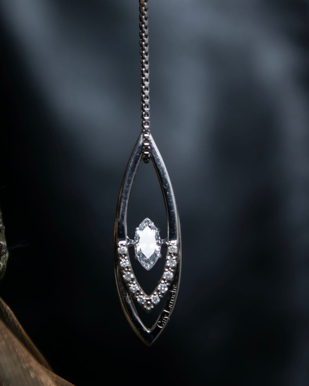 "Guy Laroche" Dancing stone diamond necklace