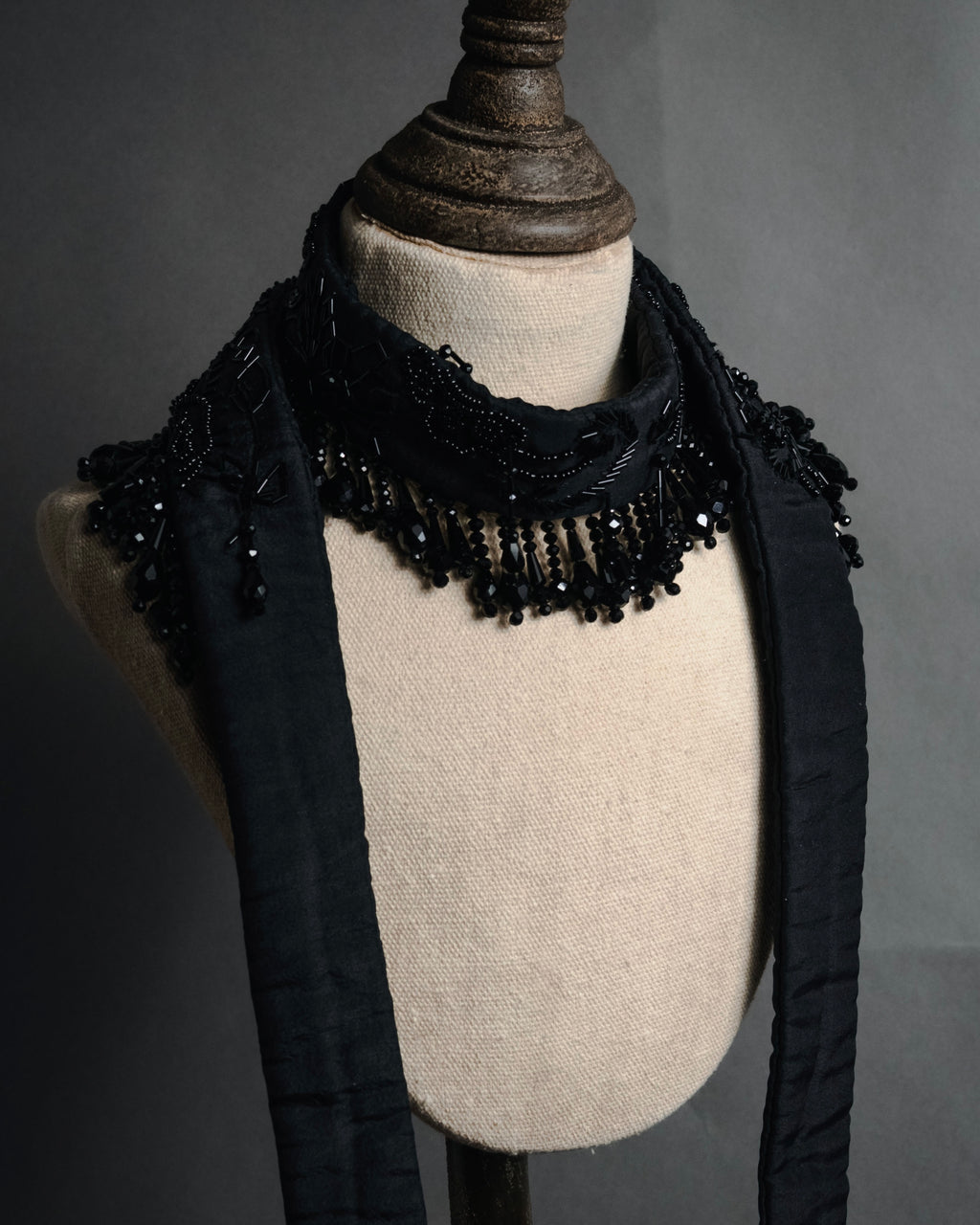 –SPECIAL– "DRIES VAN NOTEN"
2008-2014 Beaded fringe tie choker collar