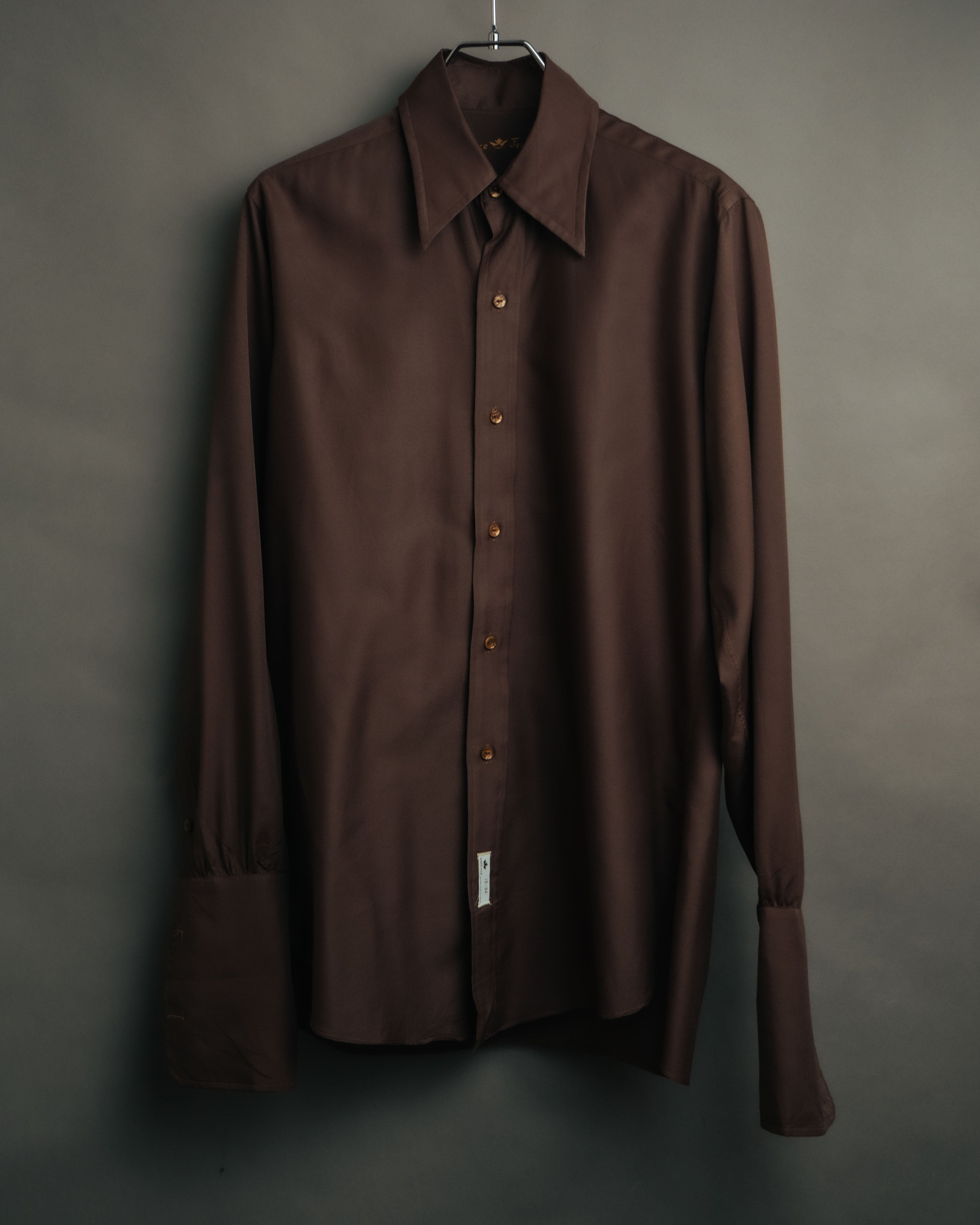 -MOOD Vintage Collections-
70’s-80’s Long point collar dress shirt
