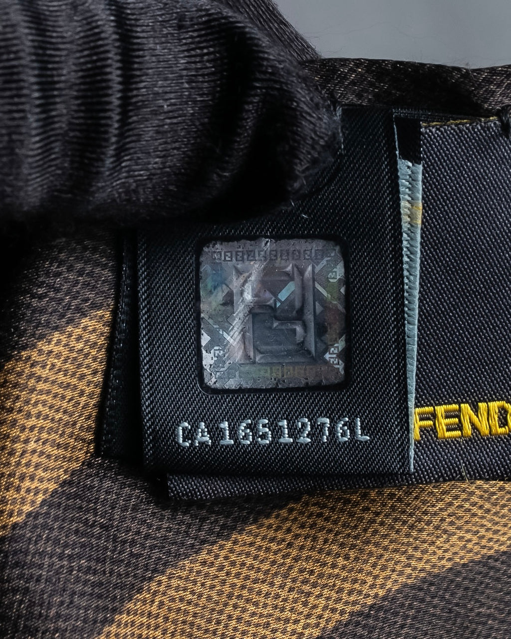 "FENDI" Two-tone striped fur docking stole