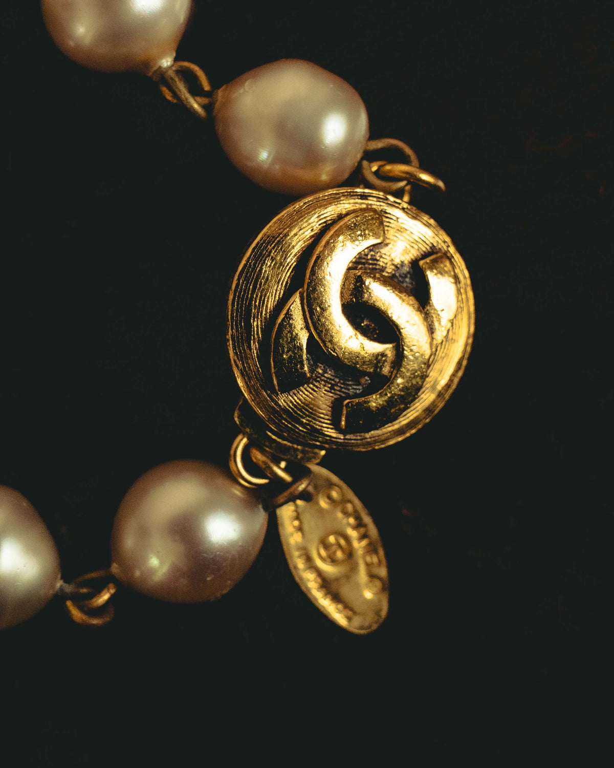 -SPECIAL- "CHANEL" 90's Pearl and crystal embellished long necklace