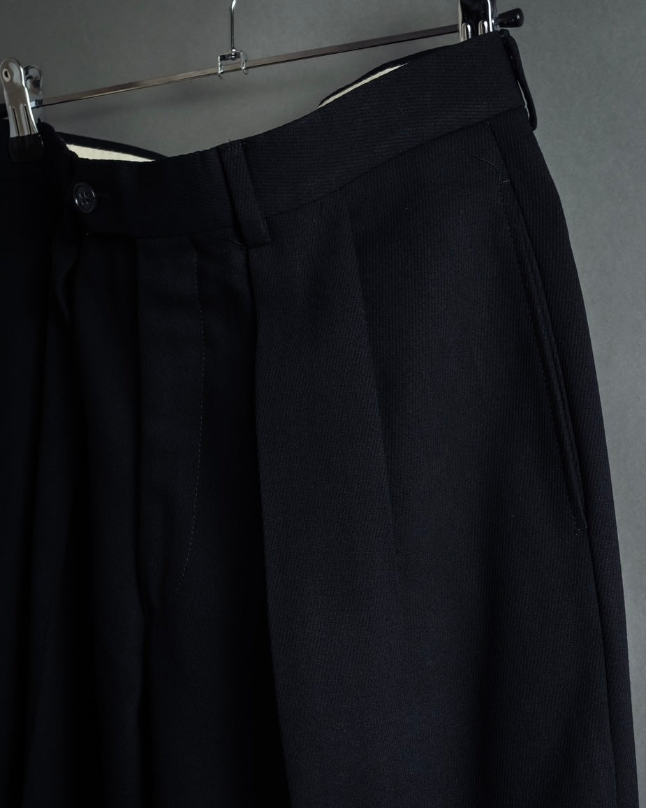 "GIORGIO ARMANI" Classically tailored relaxed set up